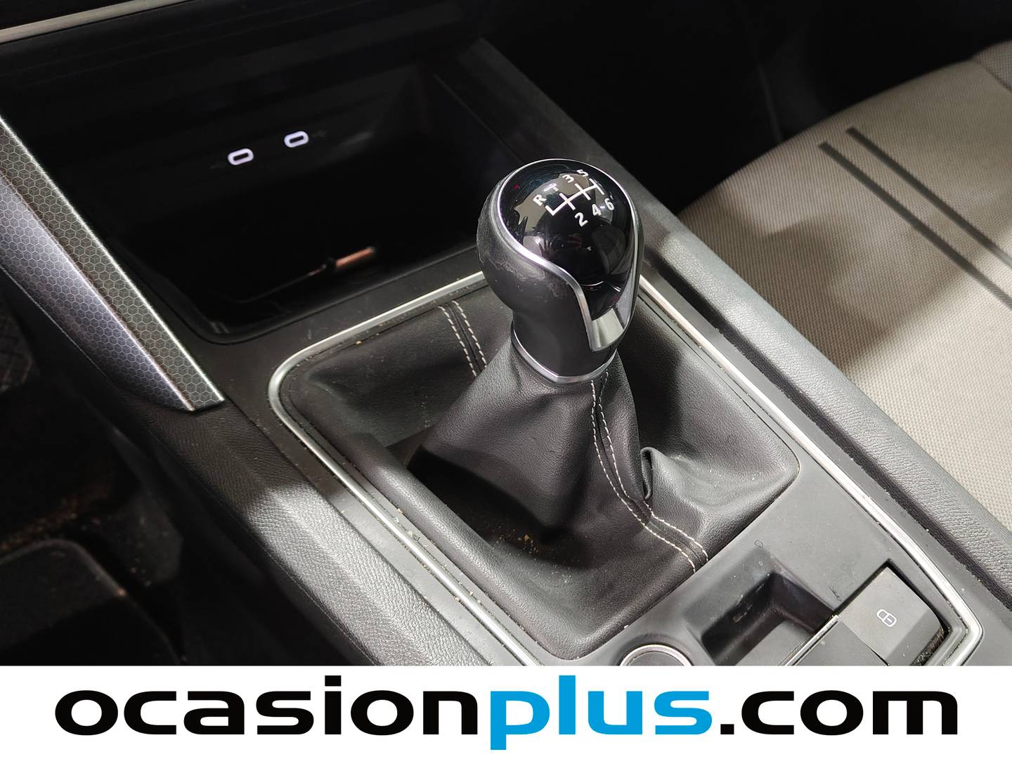 Seat León SEAT León 1.0 TSI S&S Style Go (110 CV) de segunda mano