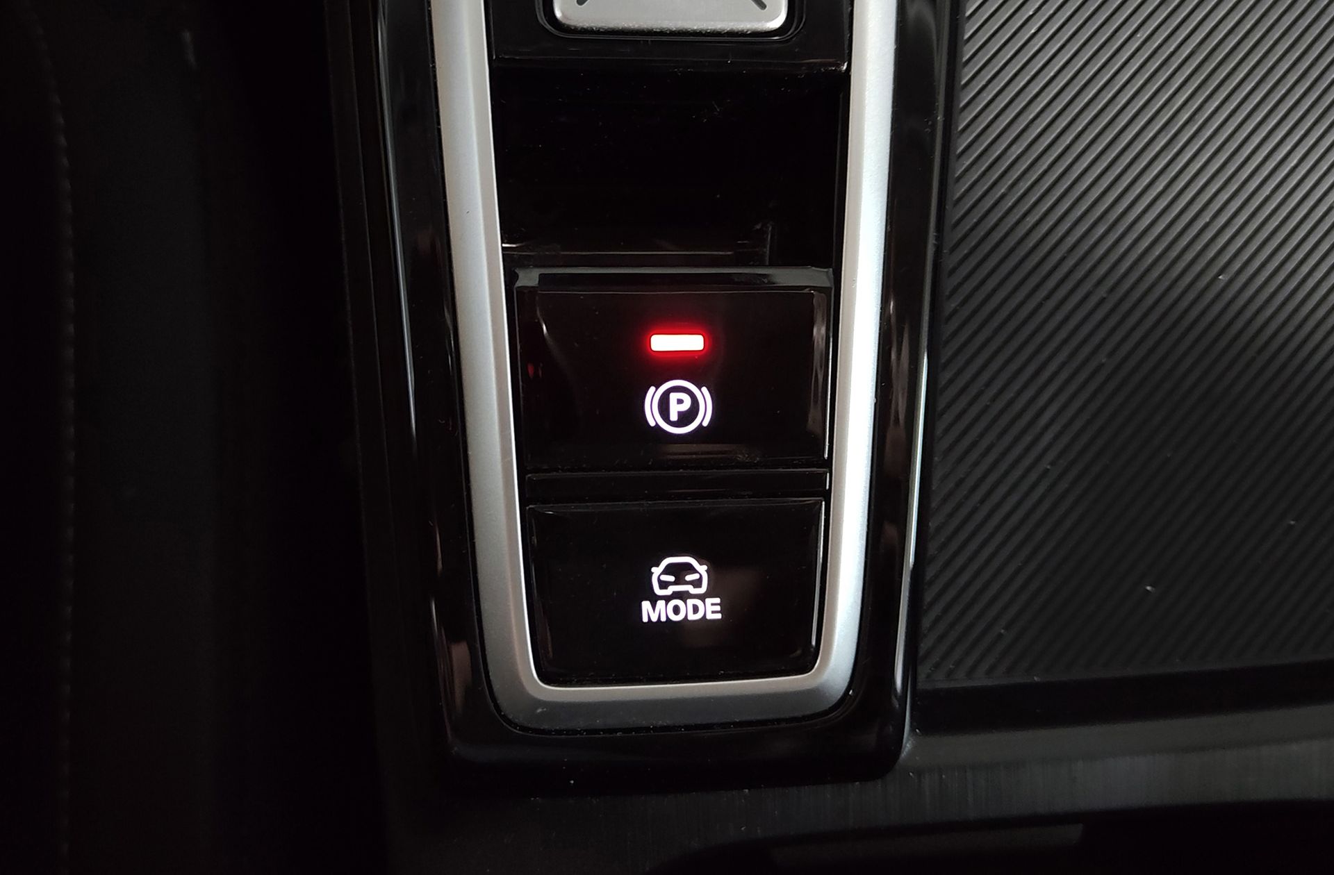 MG ZS 1.5 Hybrid+ Luxury - foto 39
