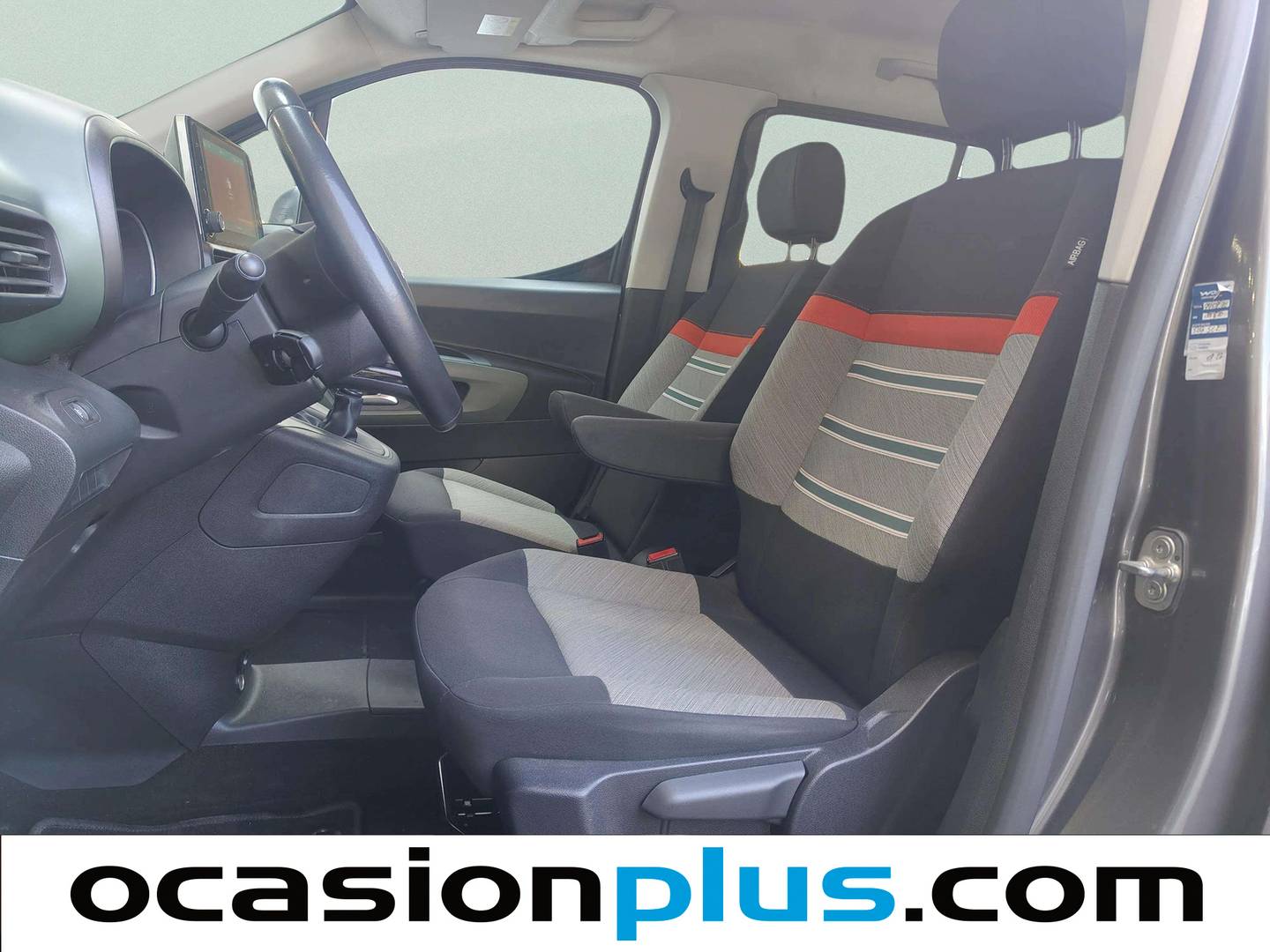 Foto asientos delanteros Citroën Berlingo Citroën Berlingo BlueHDi 130 S&S Talla M Shine (130 CV)