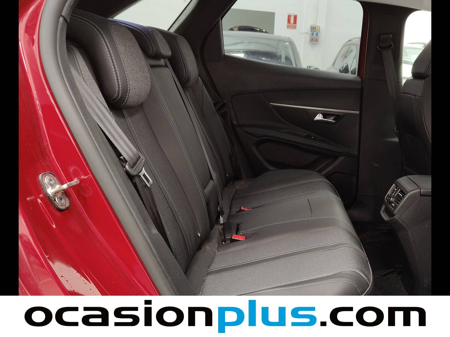 Foto Peugeot 3008 Hybrid Peugeot 3008 Hybrid 300 Allure Pack e-EAT8 (300 CV)