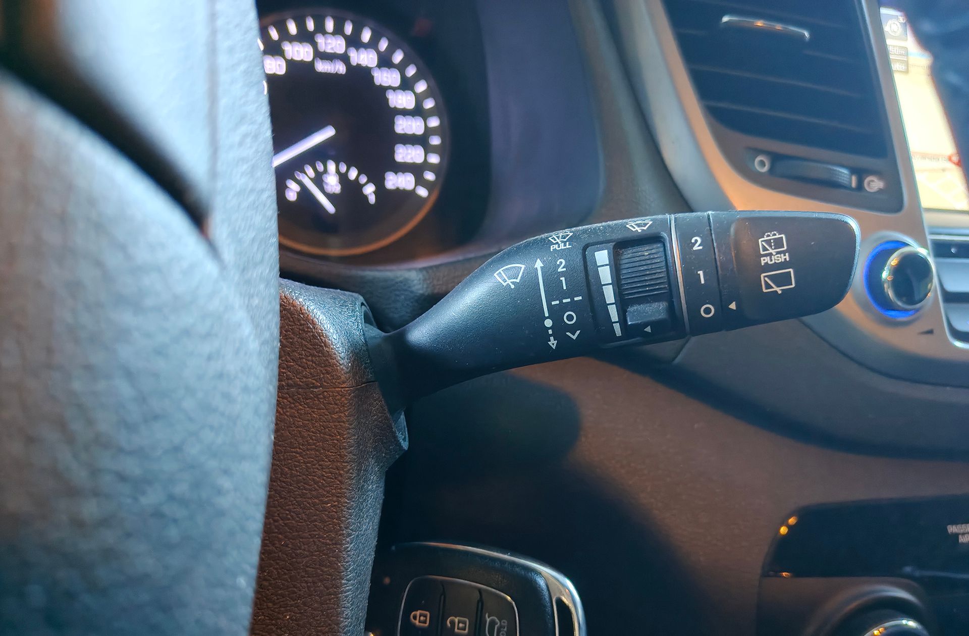 Hyundai Tucson 1.6 GDI BlueDrive Link 4x2 - foto 28