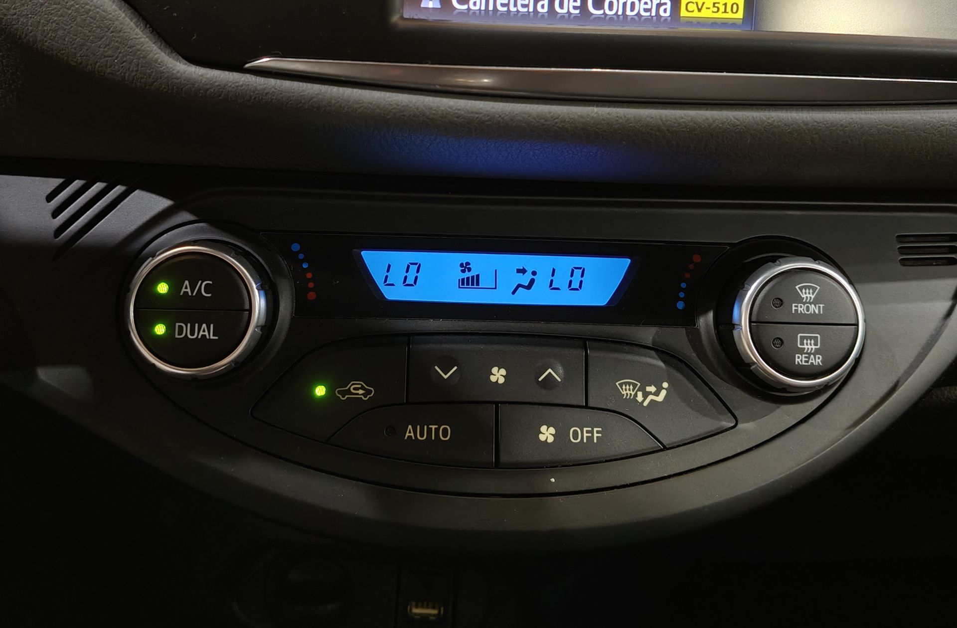 Toyota Yaris 1.5 Active Tech - foto 31