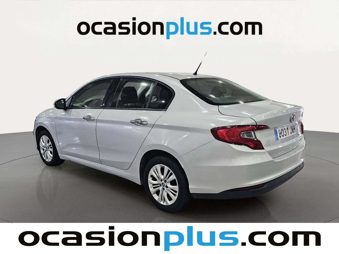 Foto trasera Fiat Tipo Fiat Tipo 1.4 16v Easy (95 CV) derecha