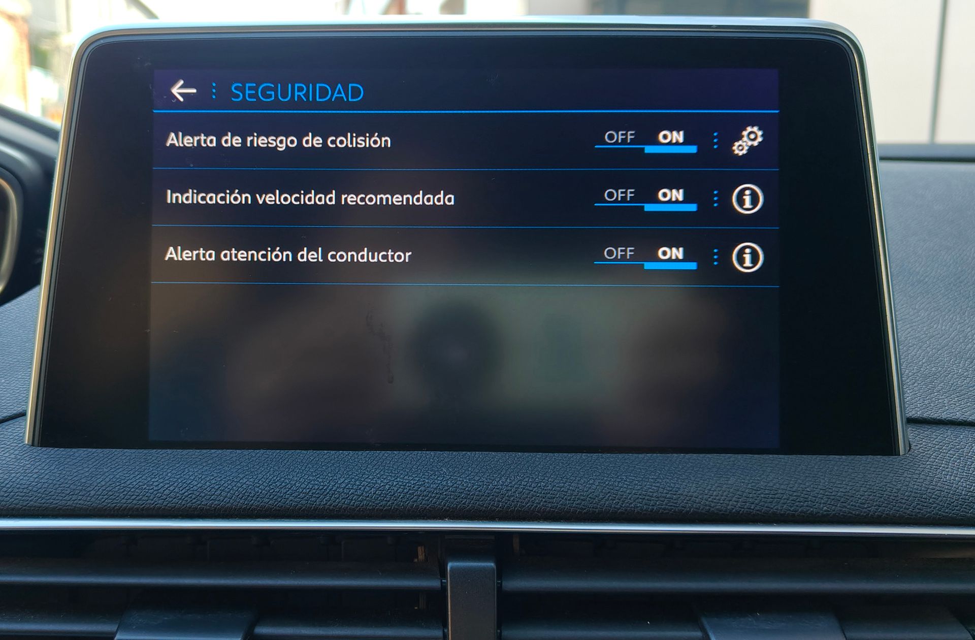 Peugeot 3008 BlueHDi 130 GT Line EAT8 - foto 13