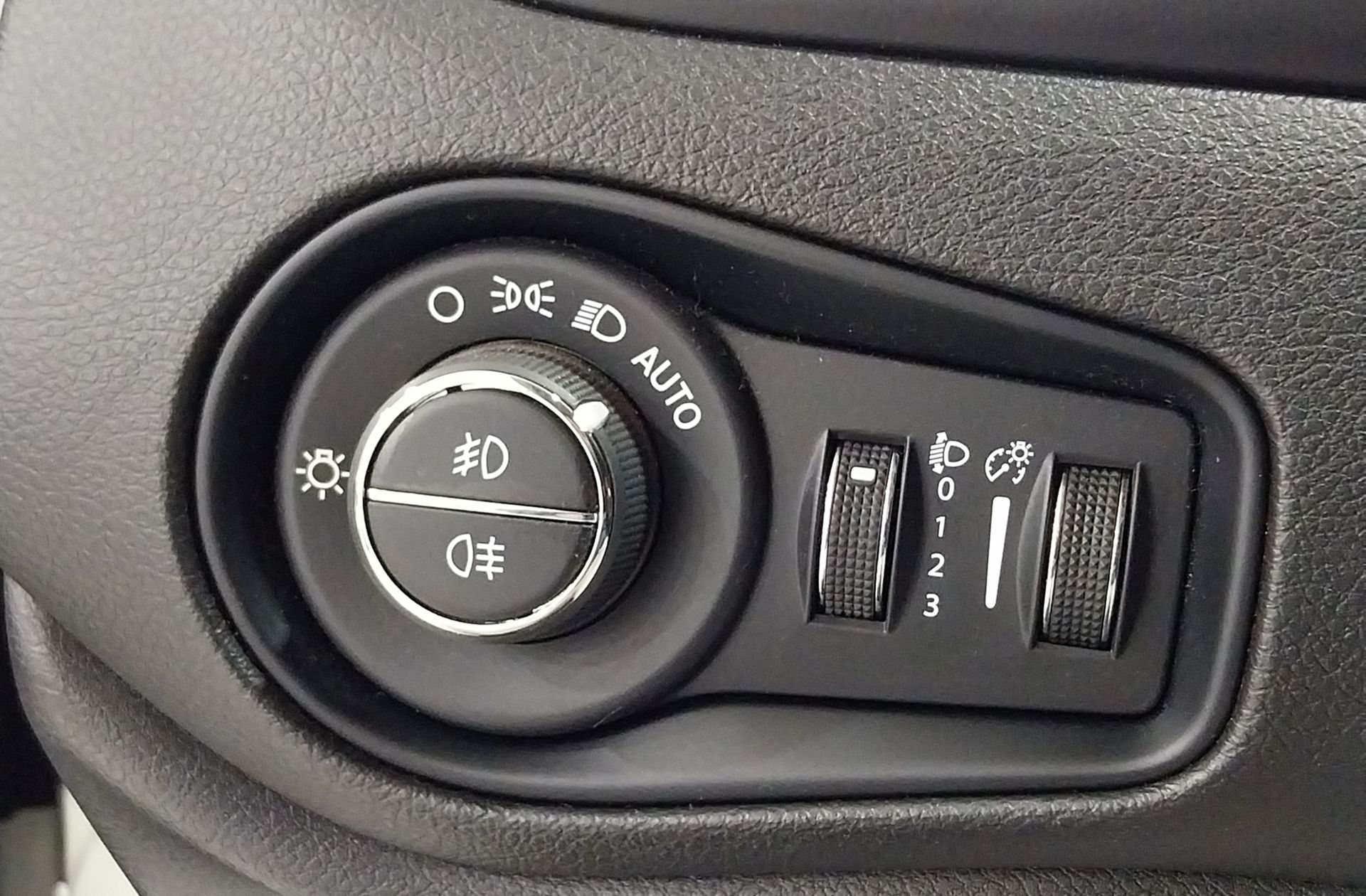 Jeep Renegade 1.0G Limited 4x2 - foto 21