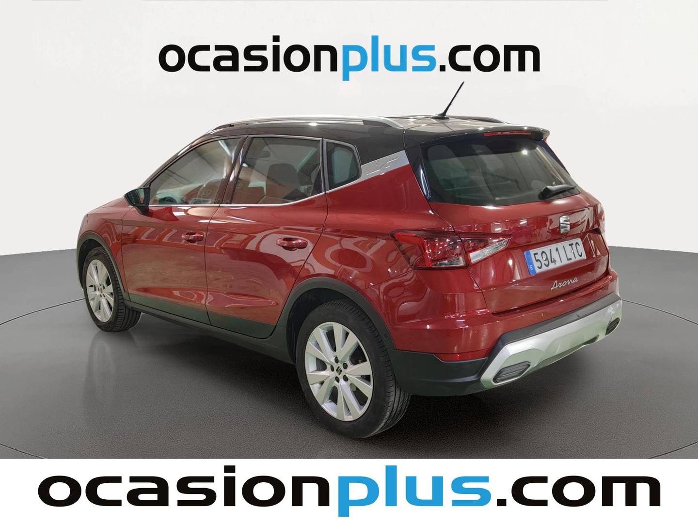 Foto trasera Seat Arona Seat Arona 1.0 TSI Xperience Plus (110 CV) derecha