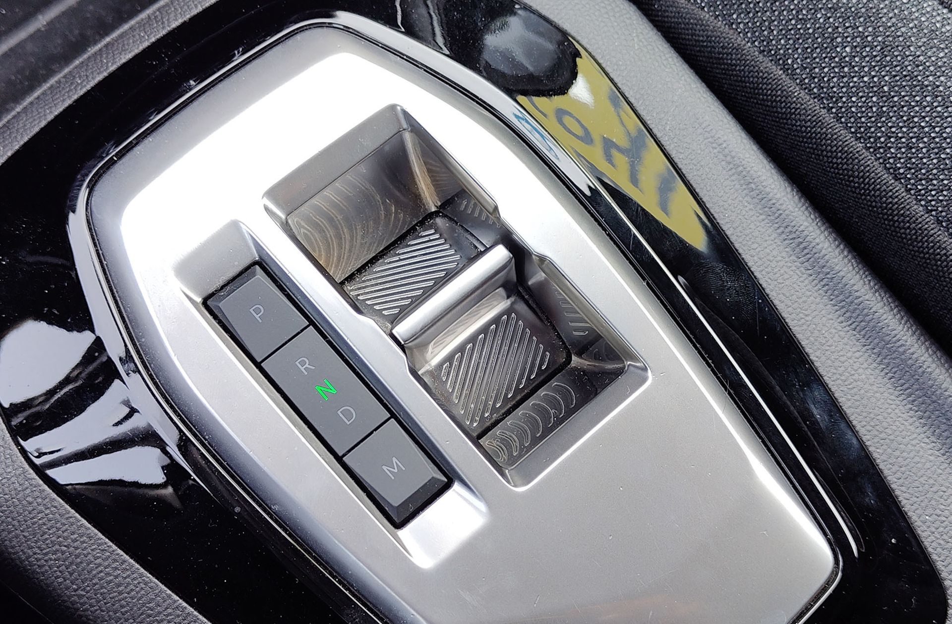 Peugeot 208 Style Hybrid 110 eDCS6 - foto 5