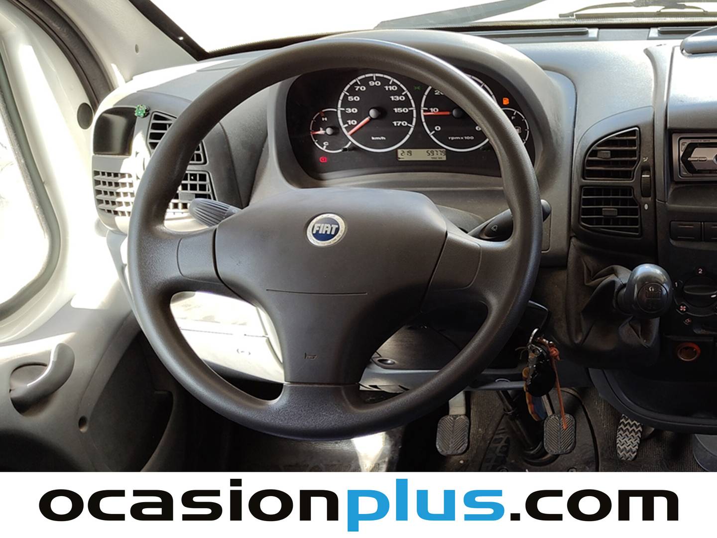 Foto Benimar ANTHUS Benimar ANTHUS 2.3 Diesel 5000 LF (110 CV) 4 Plazas