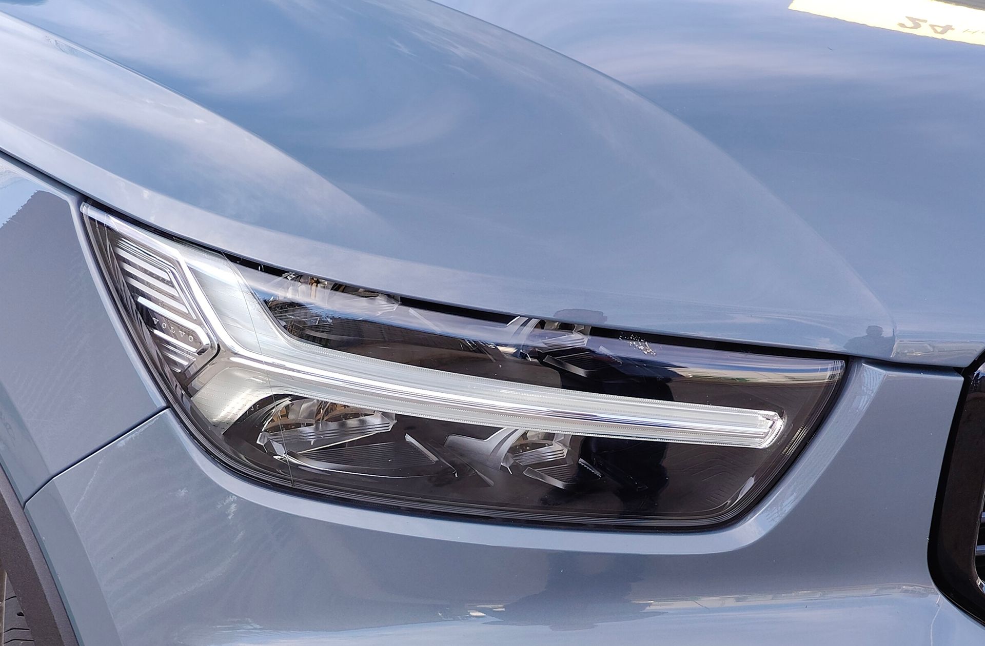 Volvo XC40 T3 R-Design - foto 19