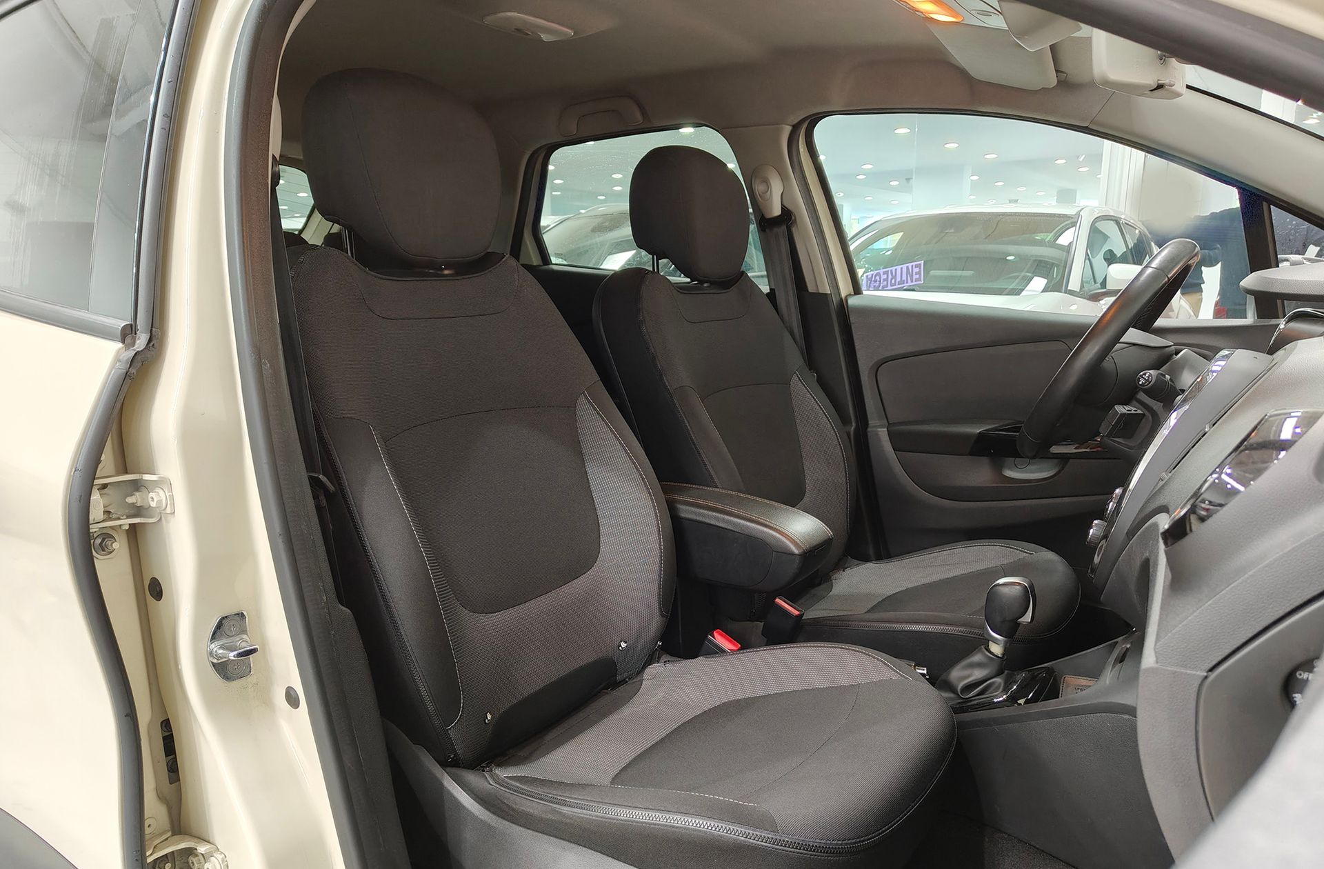 Renault Captur Zen Energy TCe EDC - foto 17