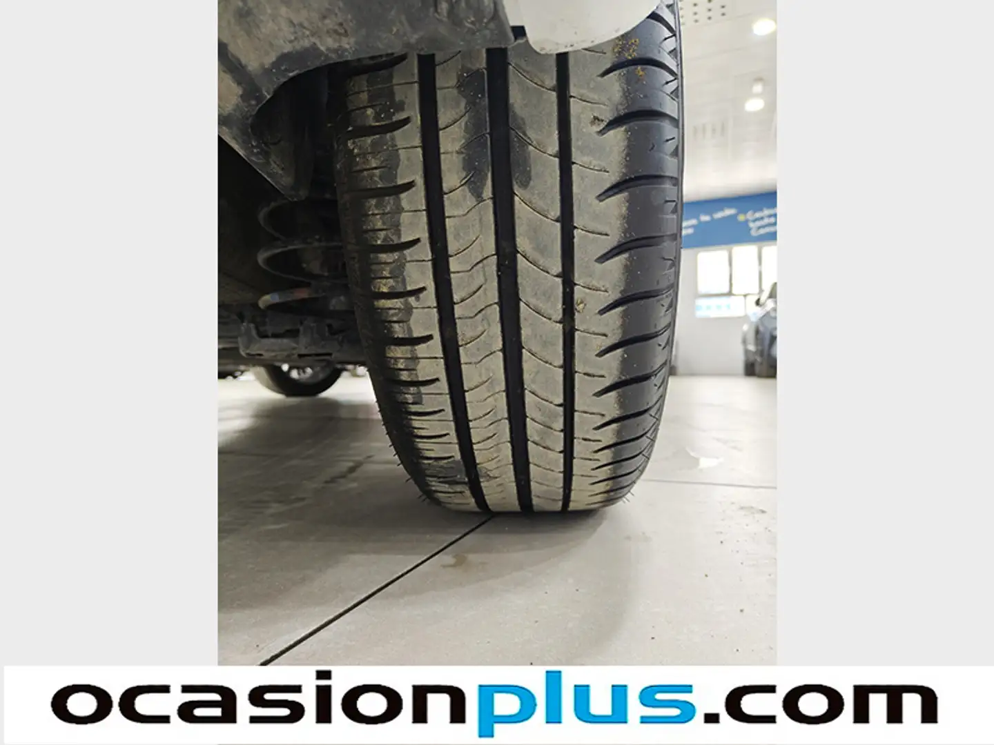 Foto Peugeot 208 Peugeot 208 PureTech 110 Signature (110 CV)