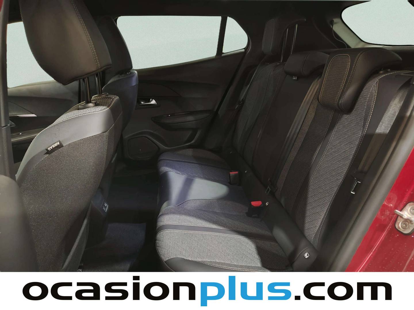 Foto asientos traseros Peugeot 2008 Peugeot 2008 Allure Hybrid eDCS6 (145 CV)