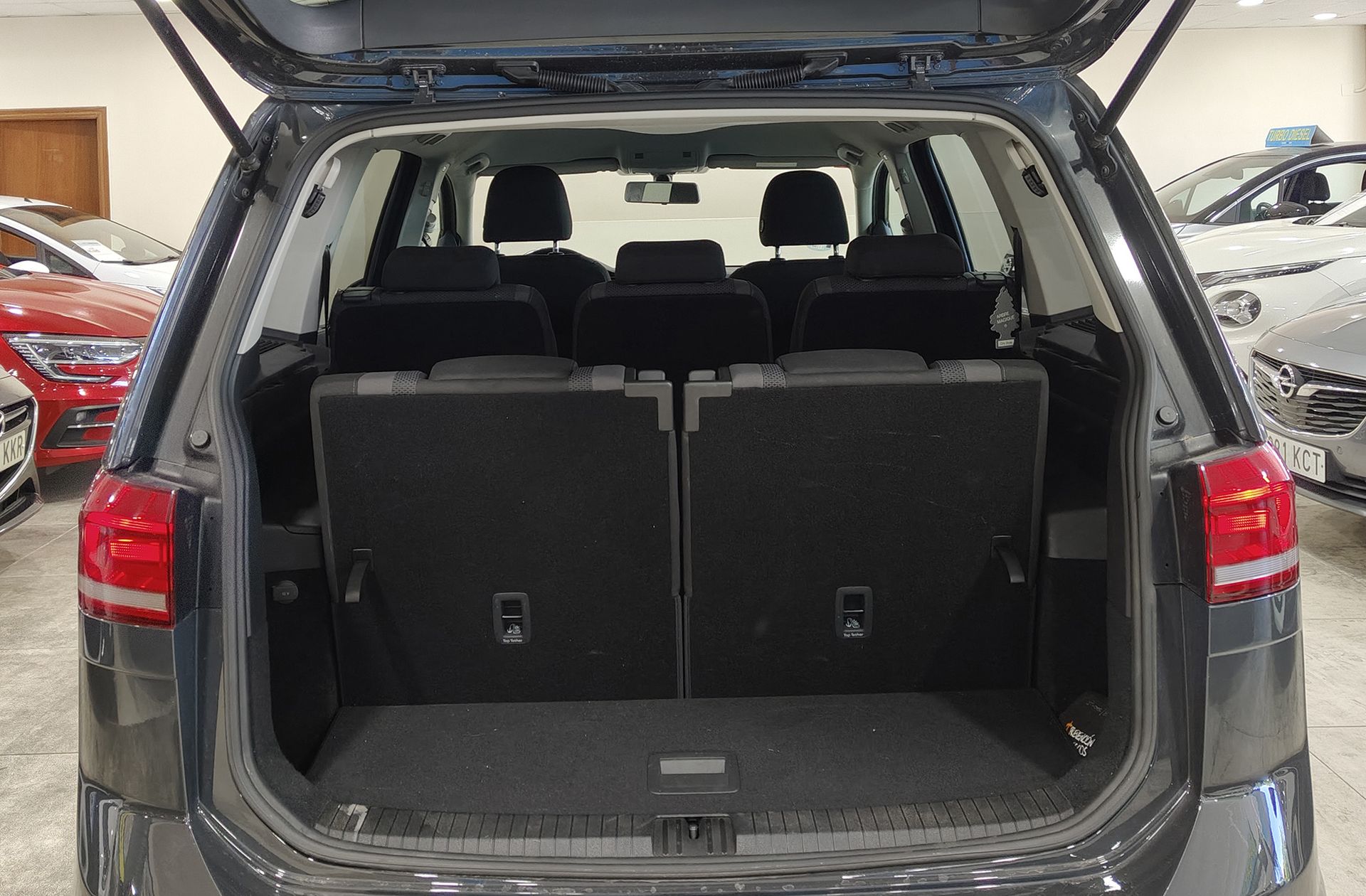 Volkswagen Touran 1.2 TSI Edition BMT 7 plazas - foto 18