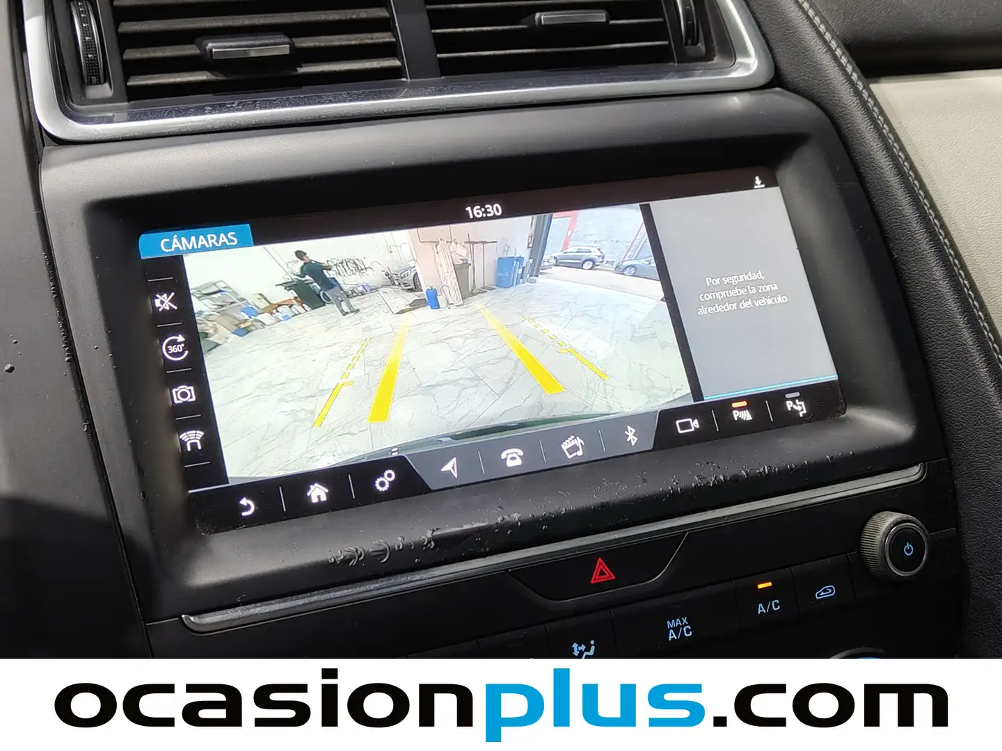 Foto Jaguar E-Pace Jaguar E-PACE 2.0D R-Dynamic S 4WD Auto (240 CV)