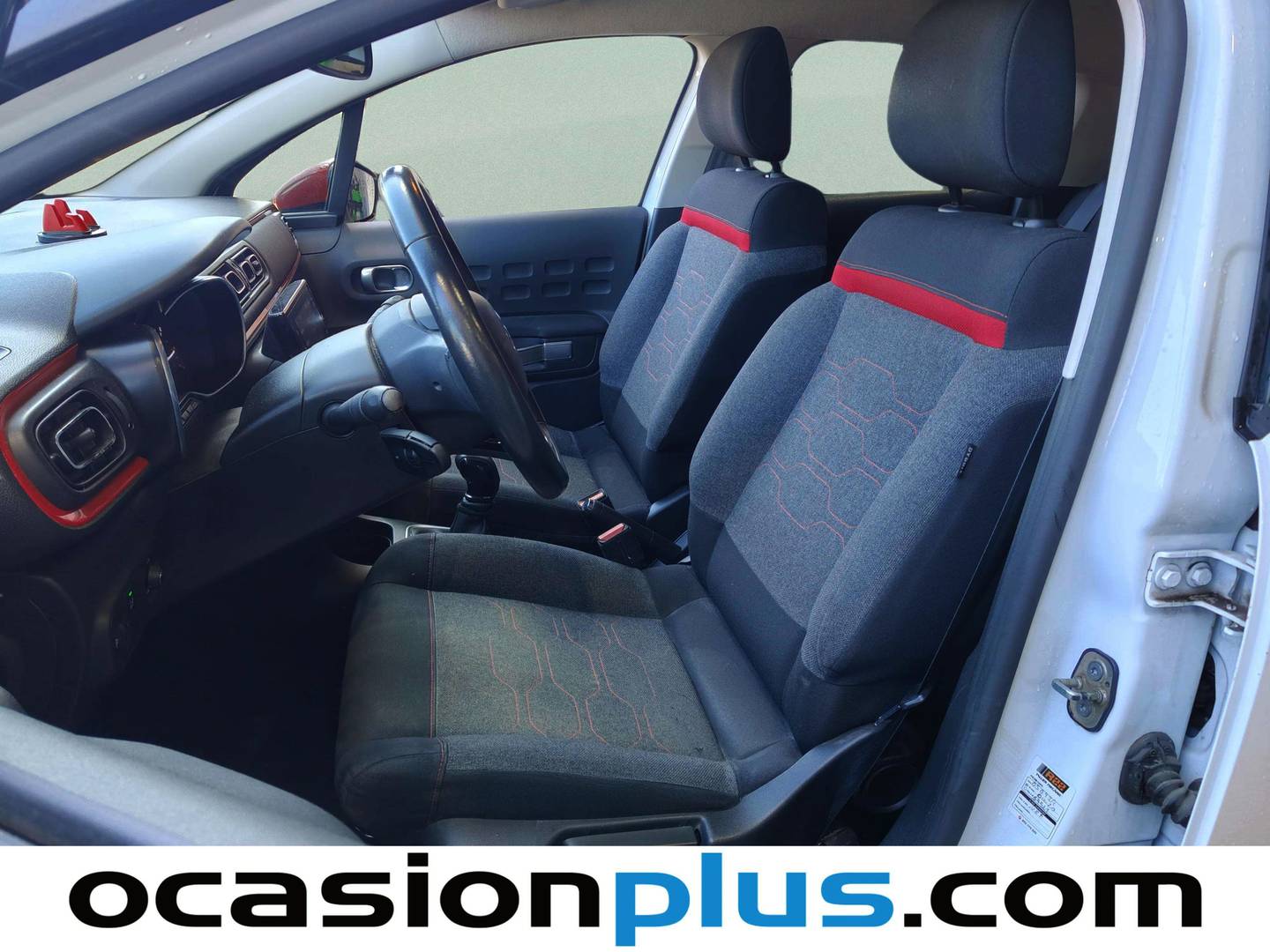 Foto asientos delanteros Citroën C3 Citroen C3 PureTech 82 Feel (83 CV)