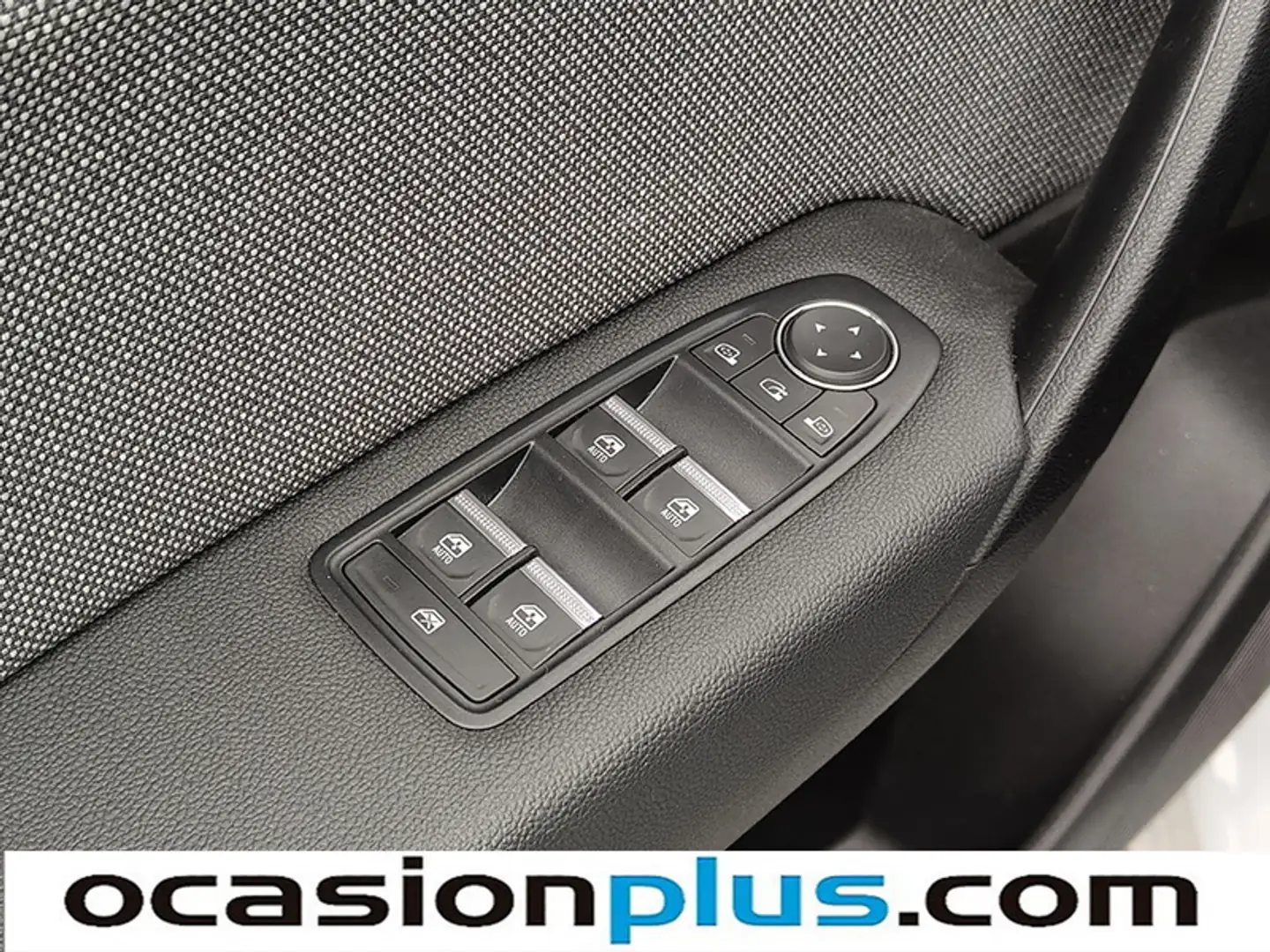 Foto Renault Captur Renault Captur Techno TCe 160 Mild Hybrid EDC (160 CV)