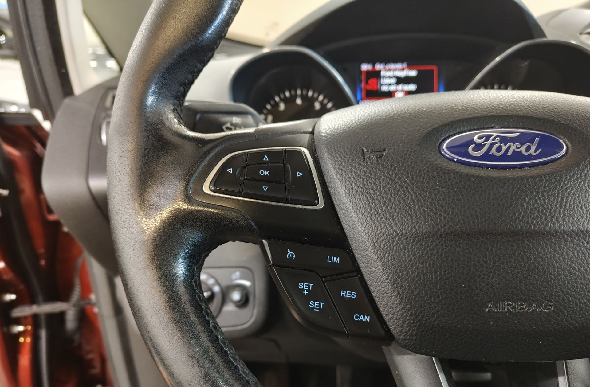 Ford Grand C-Max 1.0 EcoBoost Titanium - foto 27