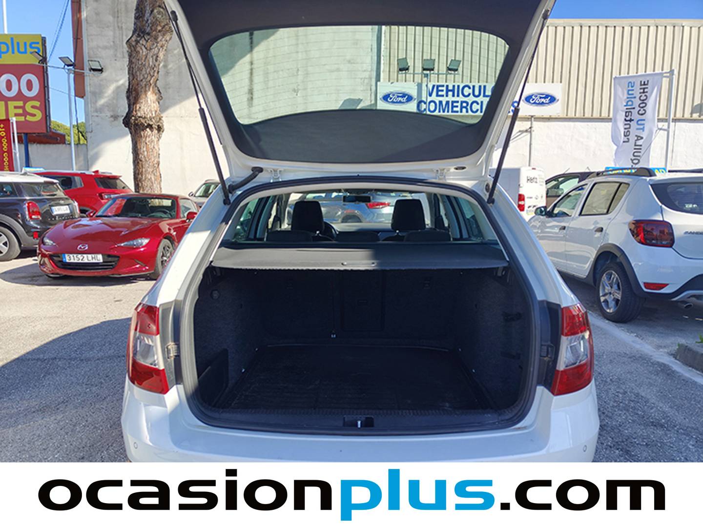 Foto Skoda Scout Skoda Scout 2.0 TDI CR DSG 4x4 (184 CV)