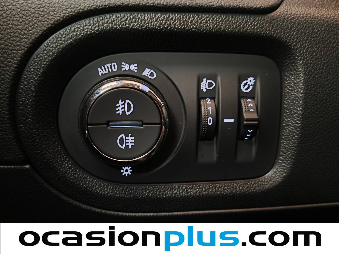 Acabados Opel Grandland X Opel Grandland X 1.2 Turbo S&S Design Line Auto (130 CV)