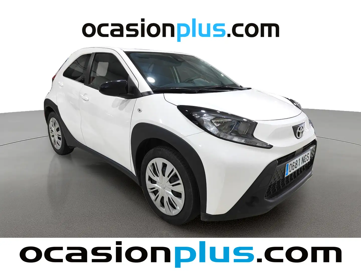 Foto Toyota Aygo X Cross Toyota Aygo X Cross 1.0 VVT-I Play  (72 CV)