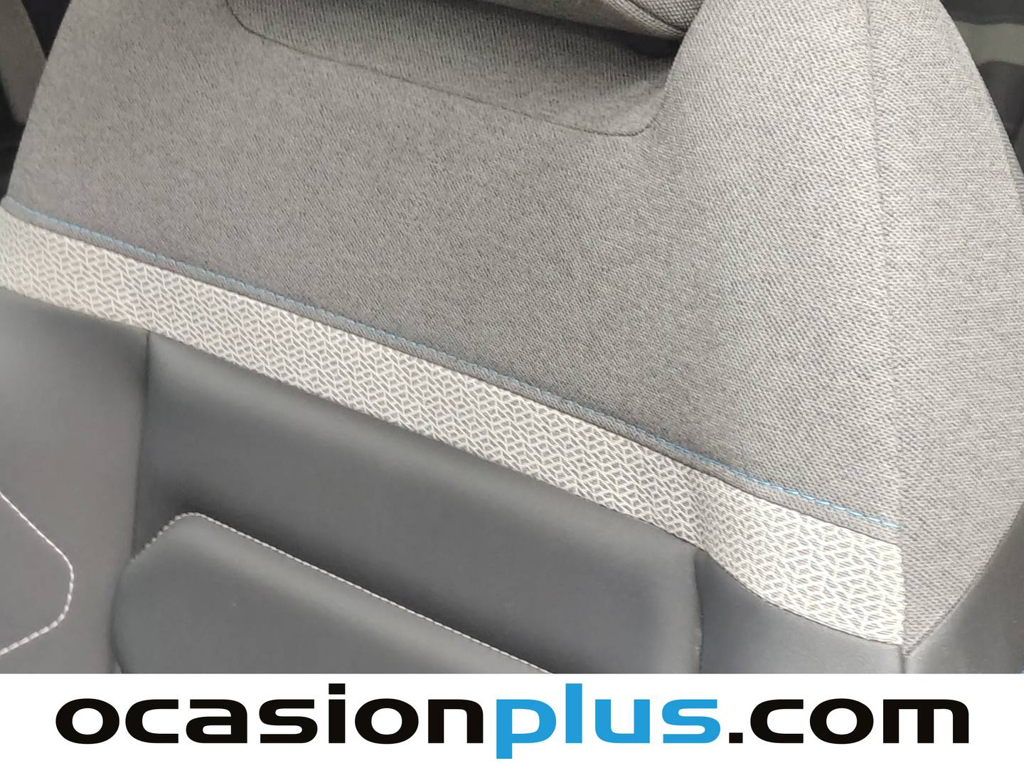 Foto Citroën C4 X Citroen C4 X 1.2 PureTech 130 S&S Shine EAT8 (131 CV)