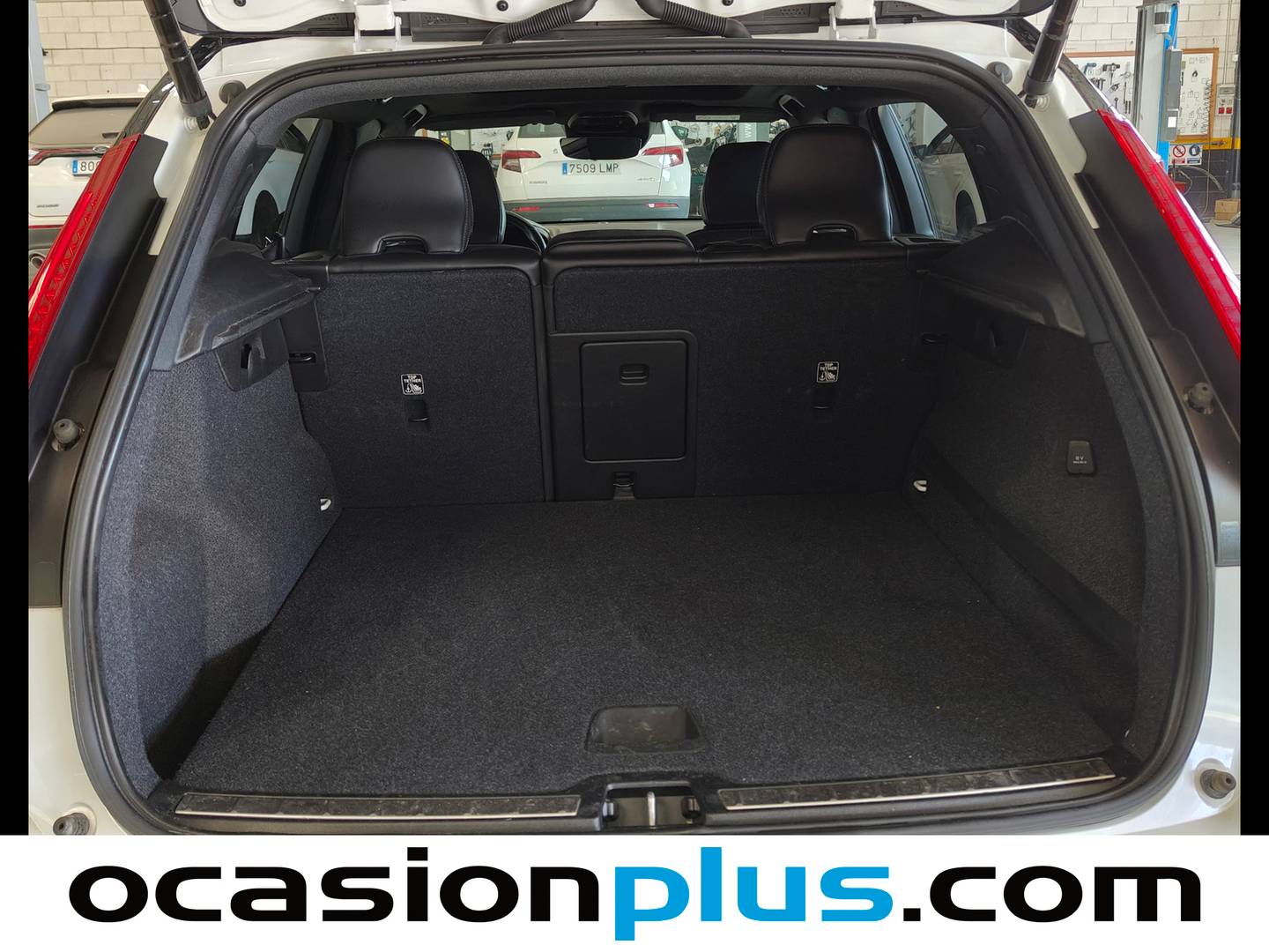 Fotos maletero Volvo XC40 Volvo XC40 D3 R-Design Auto (150 CV)