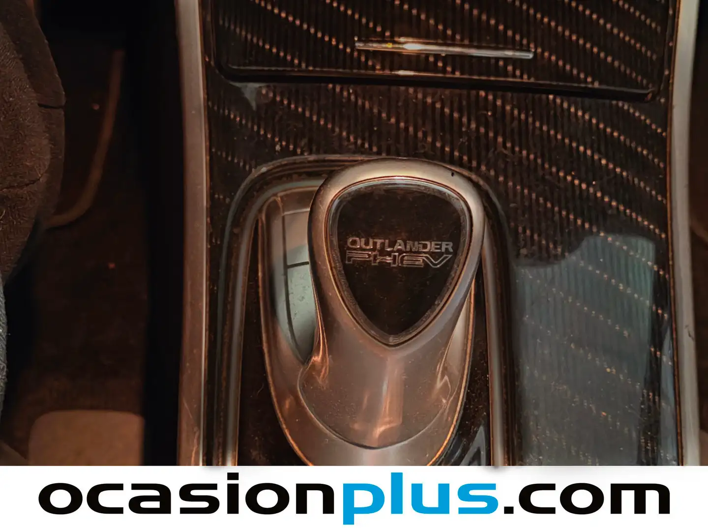 Foto Mitsubishi Outlander Mitsubishi Outlander 2.4 PHEV Kaiteki+ 4WD Auto (224 CV)