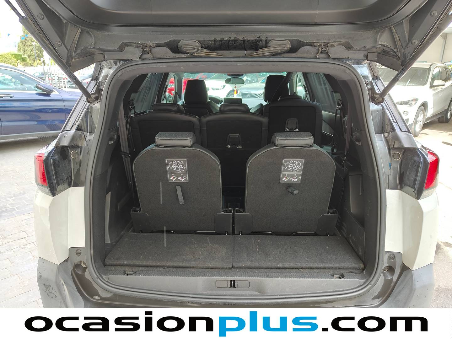 Foto Peugeot 5008 Peugeot 5008 PureTech 130 GT Line EAT8 (130 CV) 7 Plazas siete plazas
