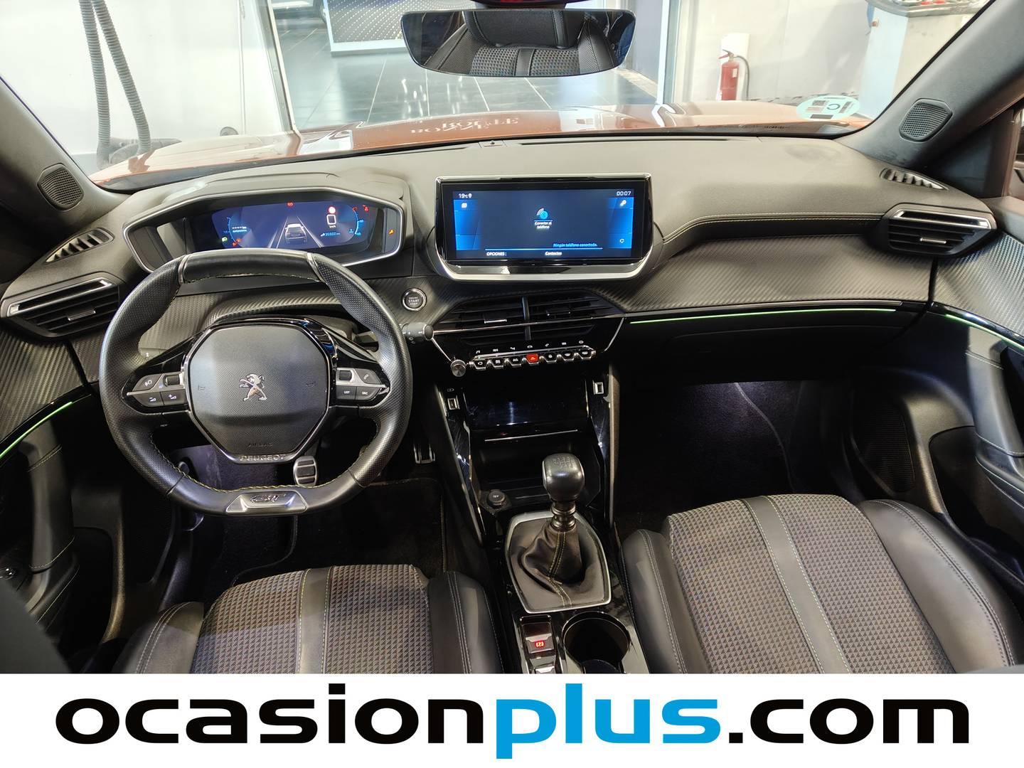 Foto Peugeot 2008 Peugeot 2008 PureTech 130 S&S GT (130 CV)