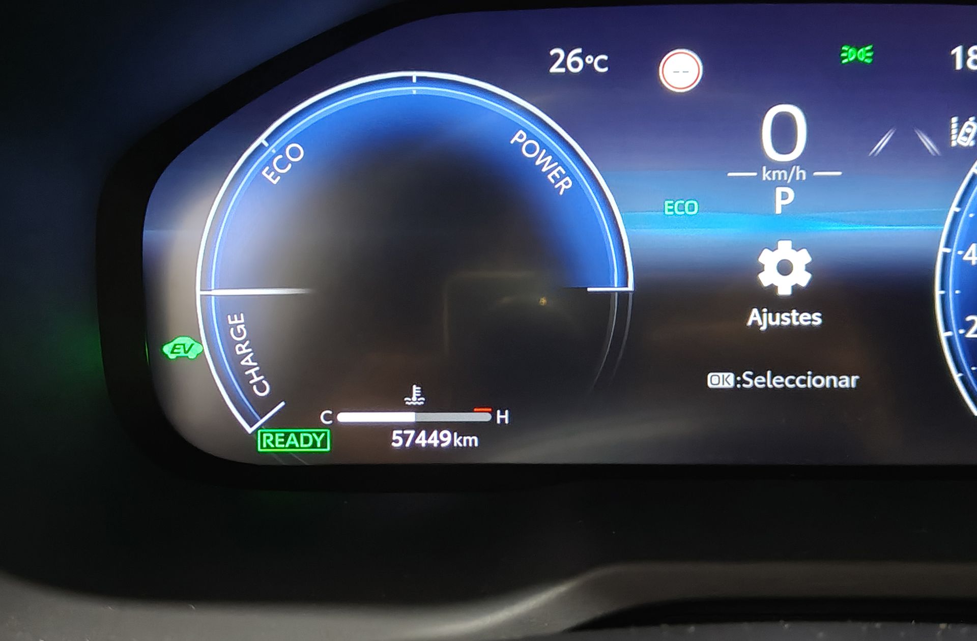 Toyota RAV4 2.5l hybrid Advance - foto 9