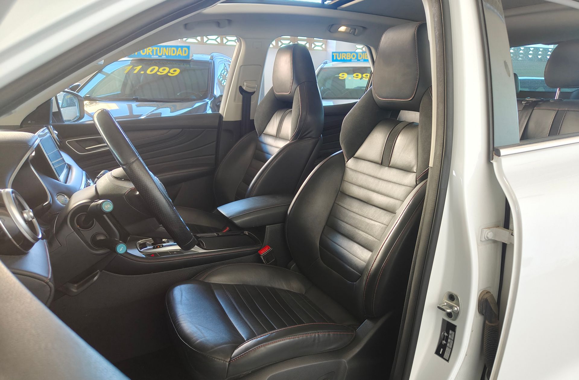 MG HS 1.5 Turbo GDI Luxury DCT - foto 12