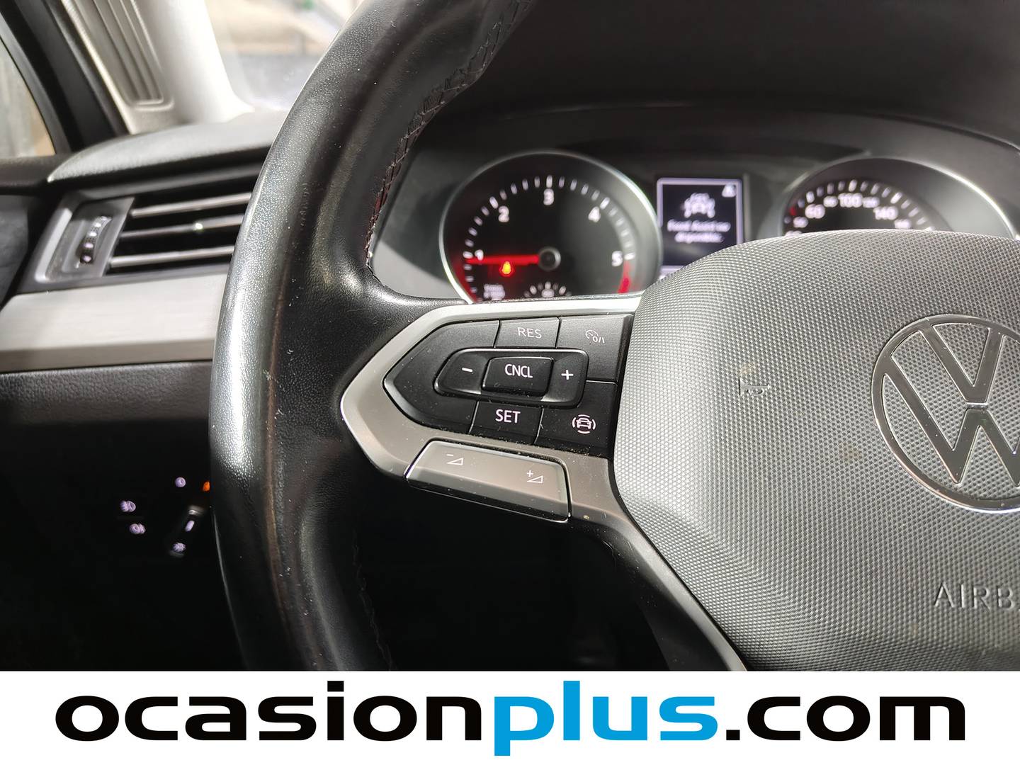 Volkswagen Passat Volkswagen Passat Business 2.0 TDI (122 CV) DSG 122cv