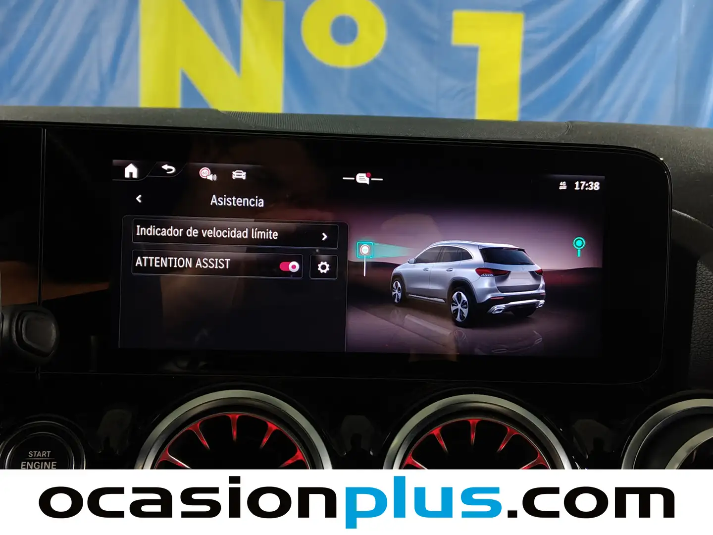 Foto Mercedes GLA Mercedes-Benz GLA 200 D (150 CV) Pack AMG