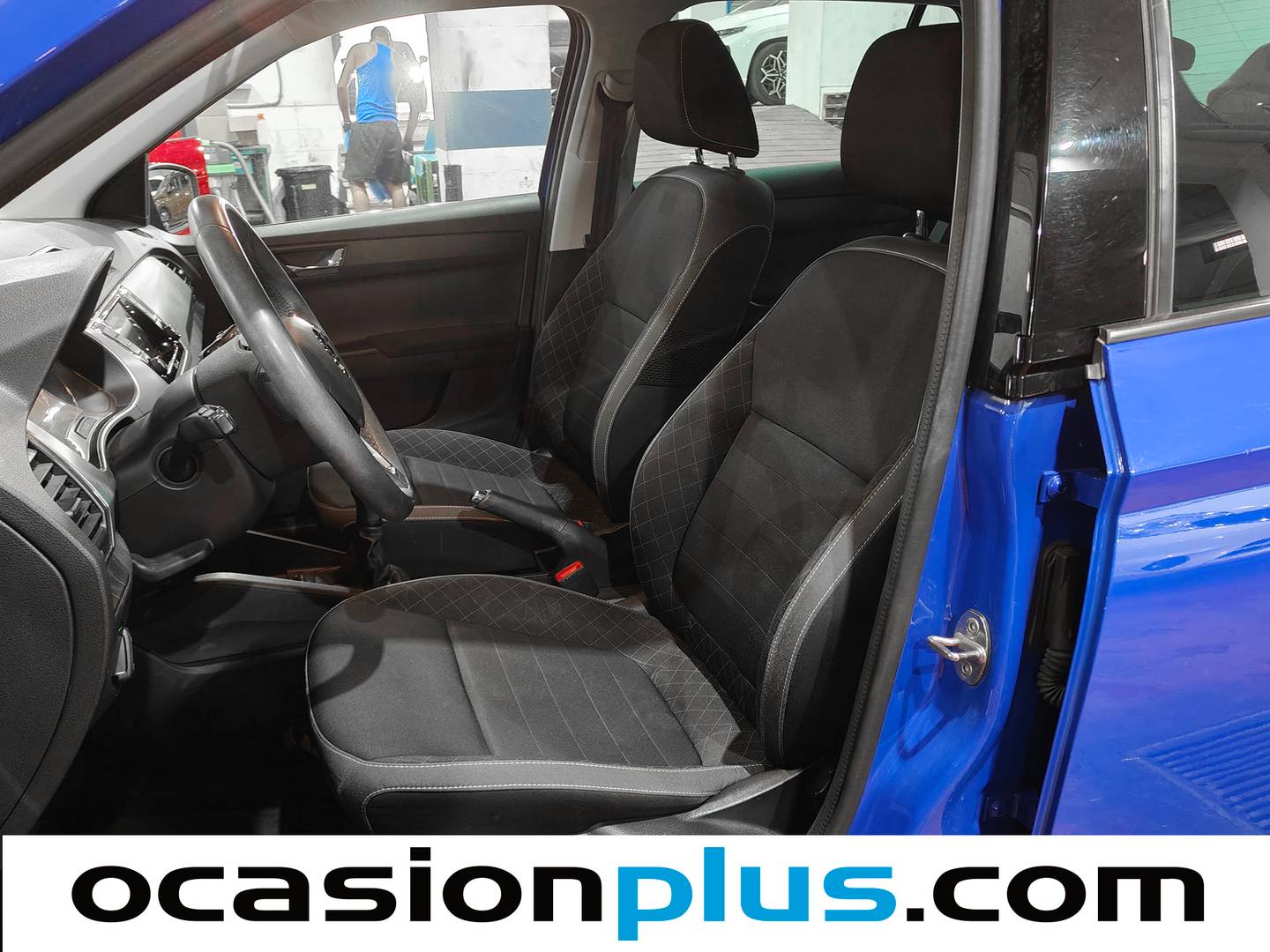 Foto asientos delanteros Skoda Fabia Skoda Fabia 1.0 MPI Like (75 CV)