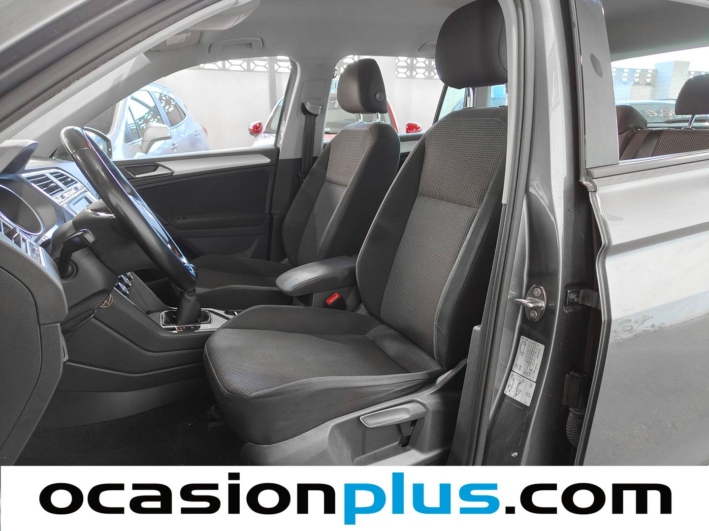 Foto asientos delanteros Volkswagen Tiguan Volkswagen Tiguan Edition 2.0 TDI BMT (115 CV)