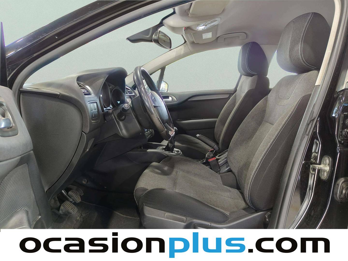 Foto asientos delanteros Citroën C4 Citroën C4 BlueHDi 100 Feel Edition (99 CV)