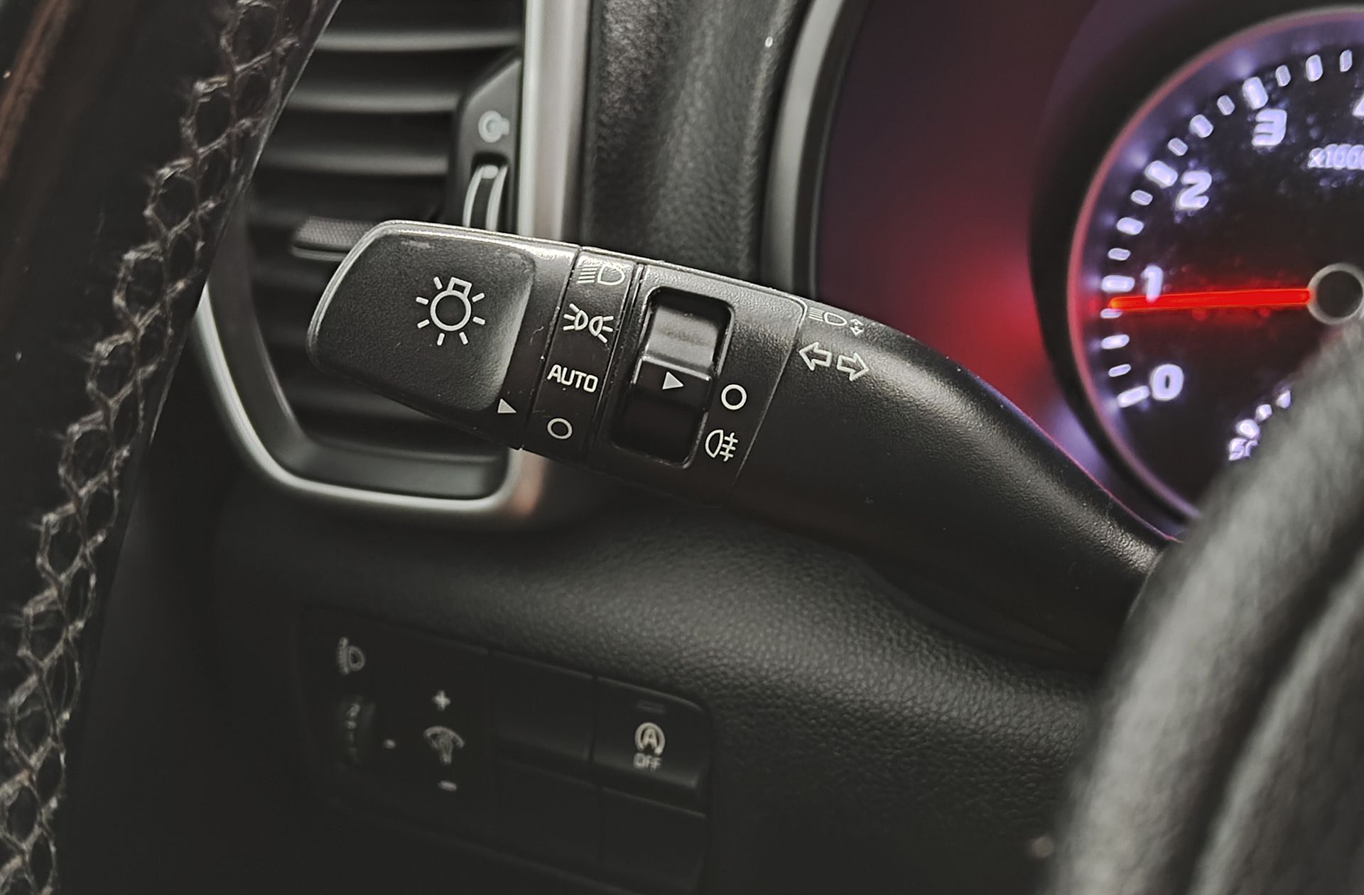 Kia Sportage 1.6 GDi Concept Plus 4x2 - foto 21