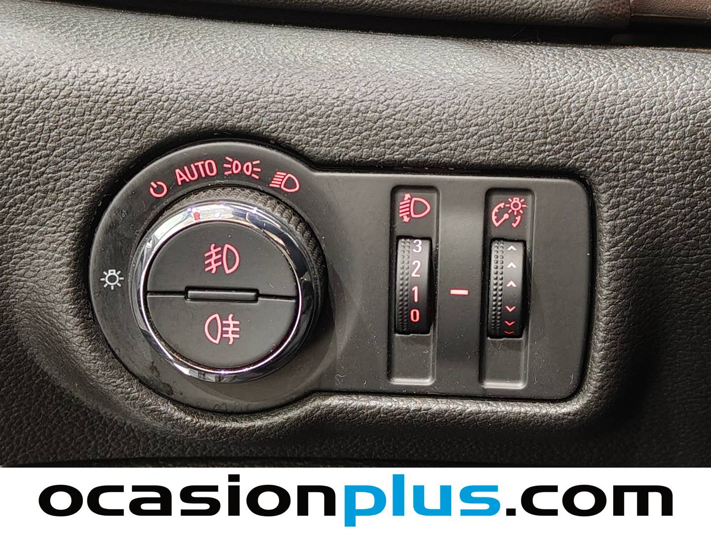 Extras y acabados del Opel Astra Opel Astra Sports Tourer 1.6 CDTI S&S Excellence (136 CV)