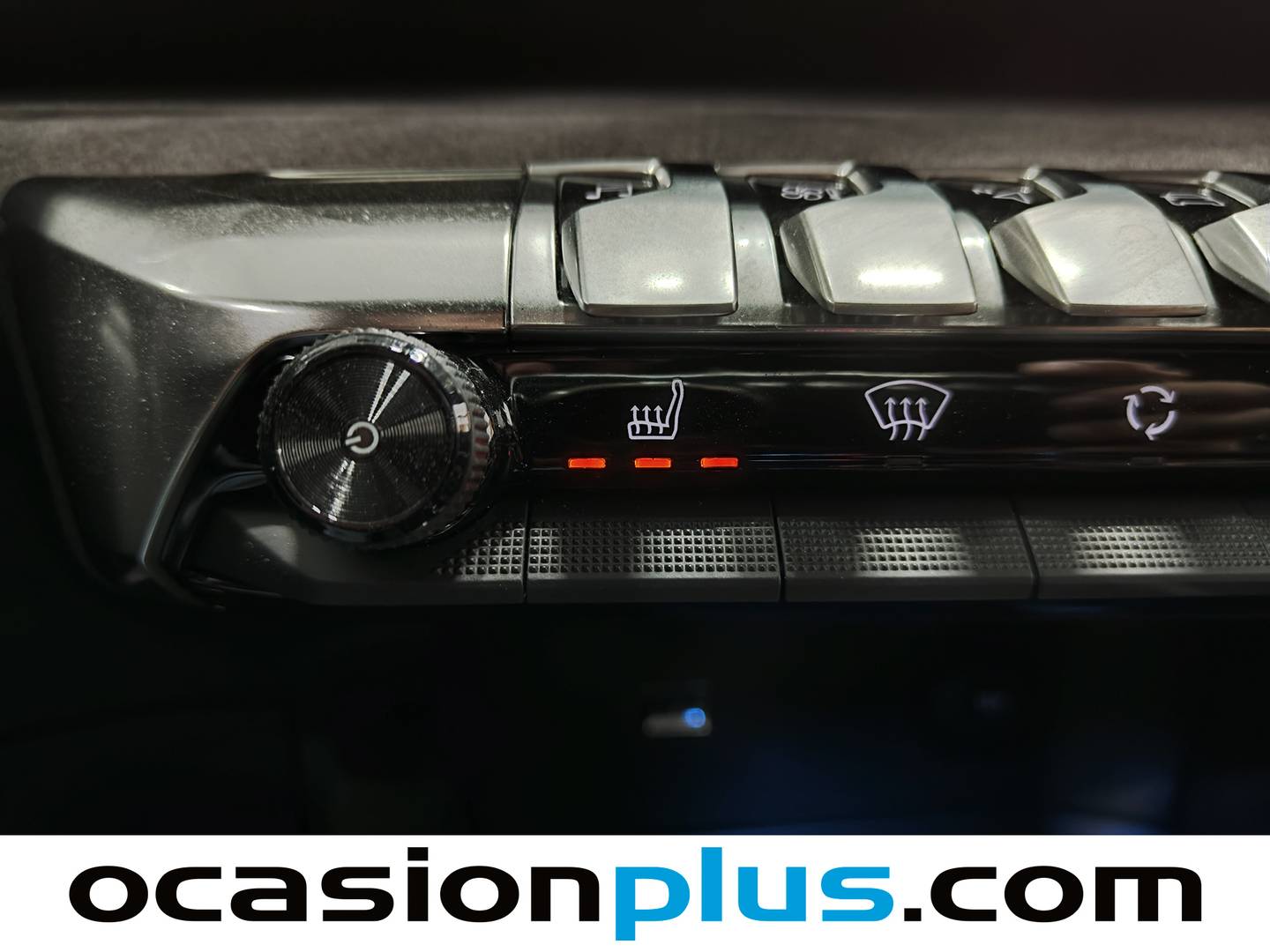 Foto Peugeot 3008 Peugeot 3008 PureTech 130 S&S GT EAT8 (130 CV)