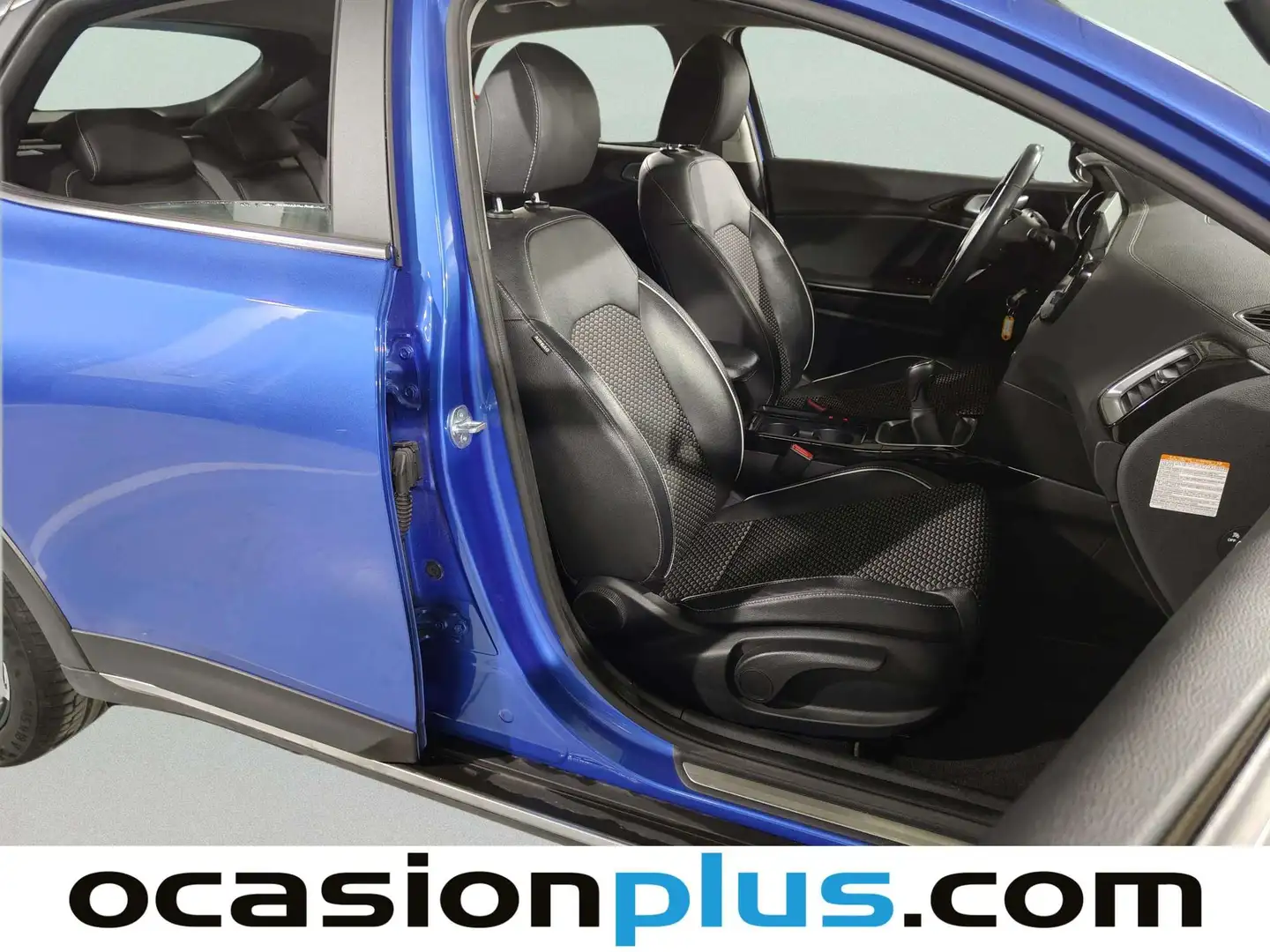 Foto KIA XCeed Kia XCeed 1.5 MHEV iMT Tech (160 CV)