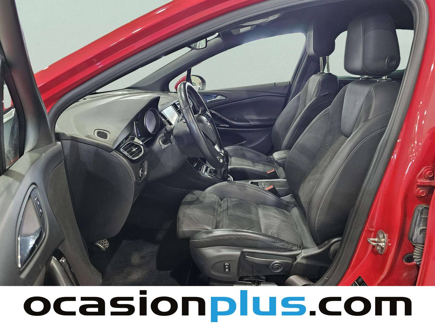 Foto asientos delanteros Opel Astra Opel Astra 1.6 Turbo S&S GSi Line (200 CV)