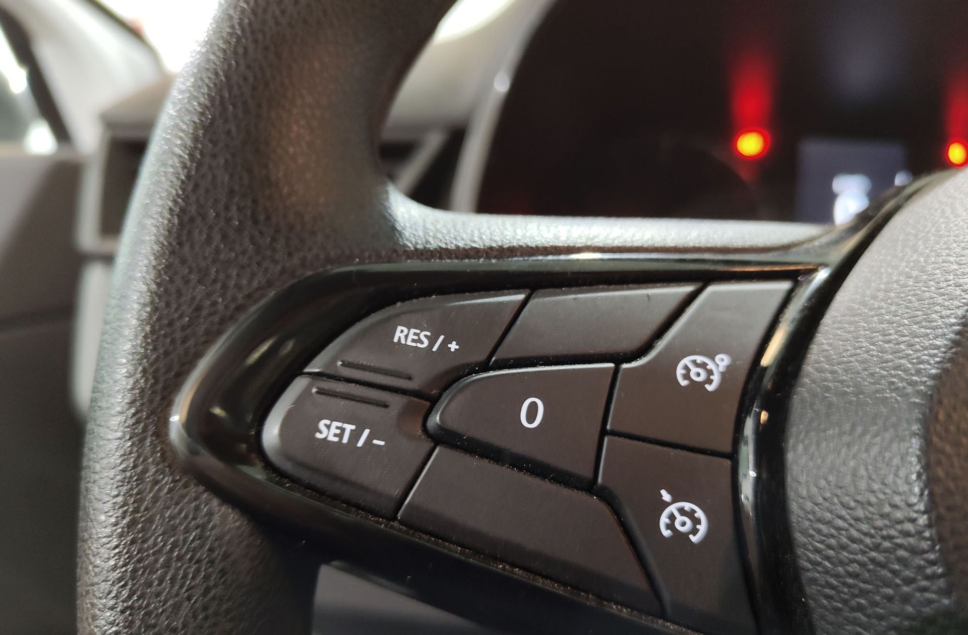 Renault Clio Authentic SCe - foto 21