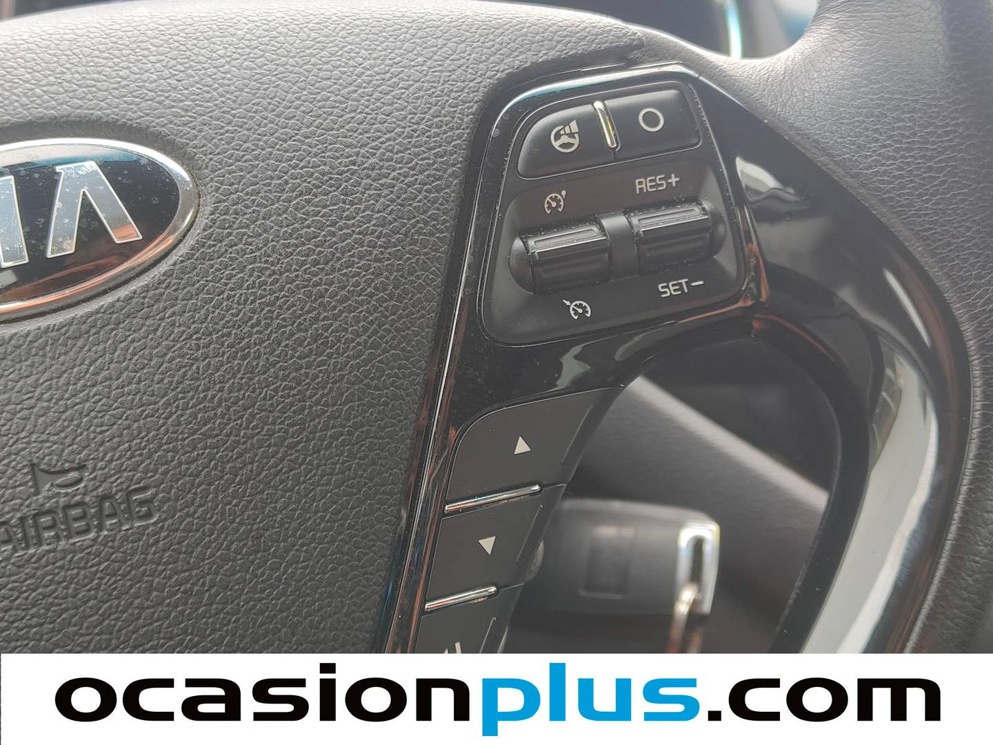 Paquetes del KIA Ceed KIA Ceed 1.4 CVVT x-Tech17 (100 CV)