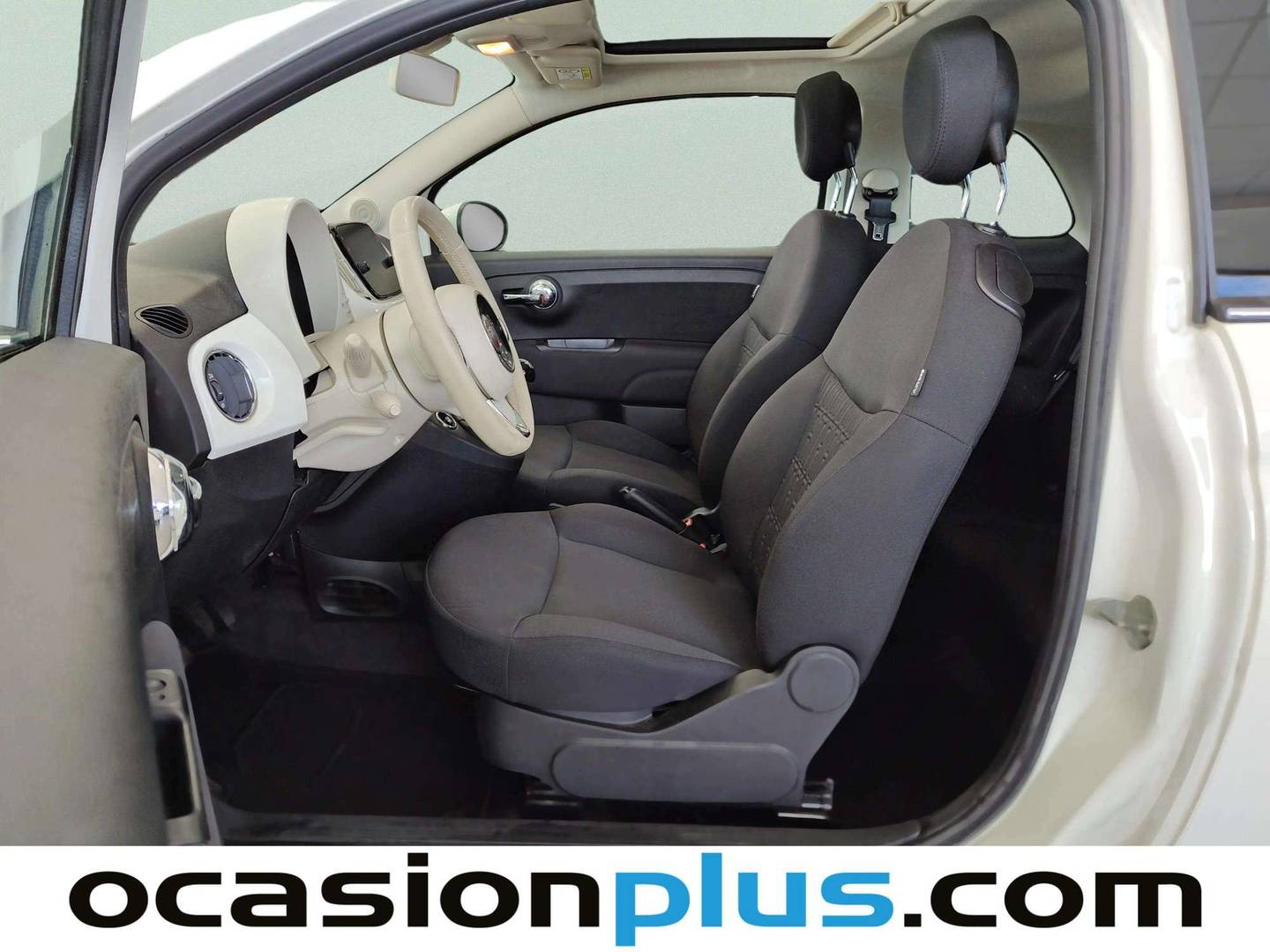 Foto asientos delanteros Fiat 500 Fiat 500 1.0 Hybrid Dolcevita (70 CV)