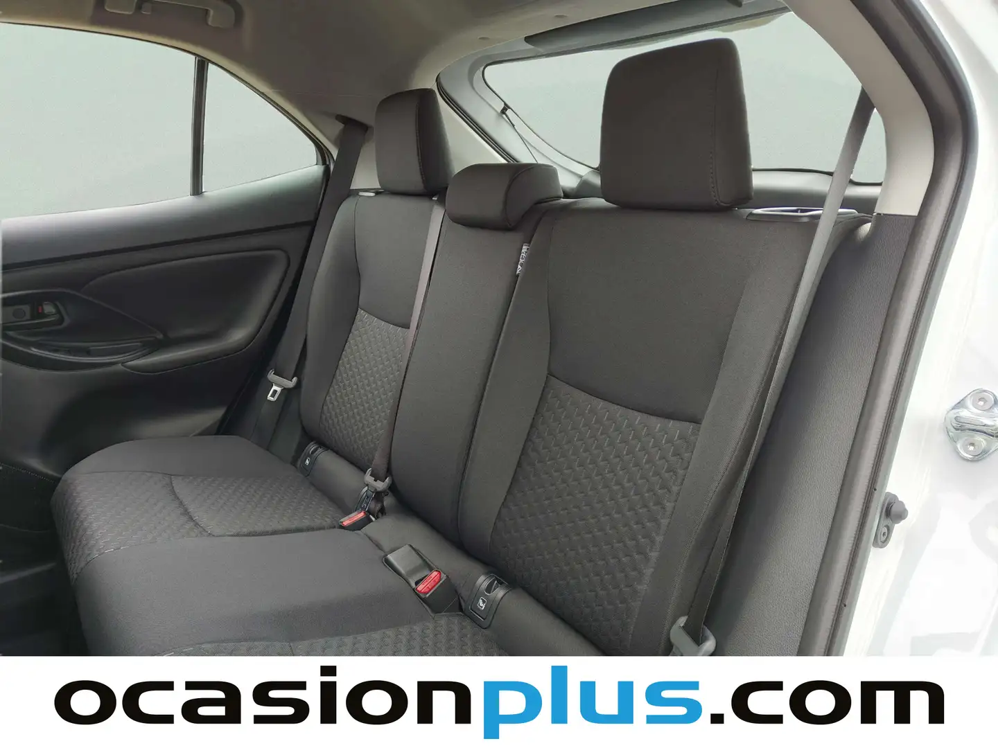 Foto Toyota Yaris Cross Toyota Yaris Cross 120H Business Plus (116 CV)