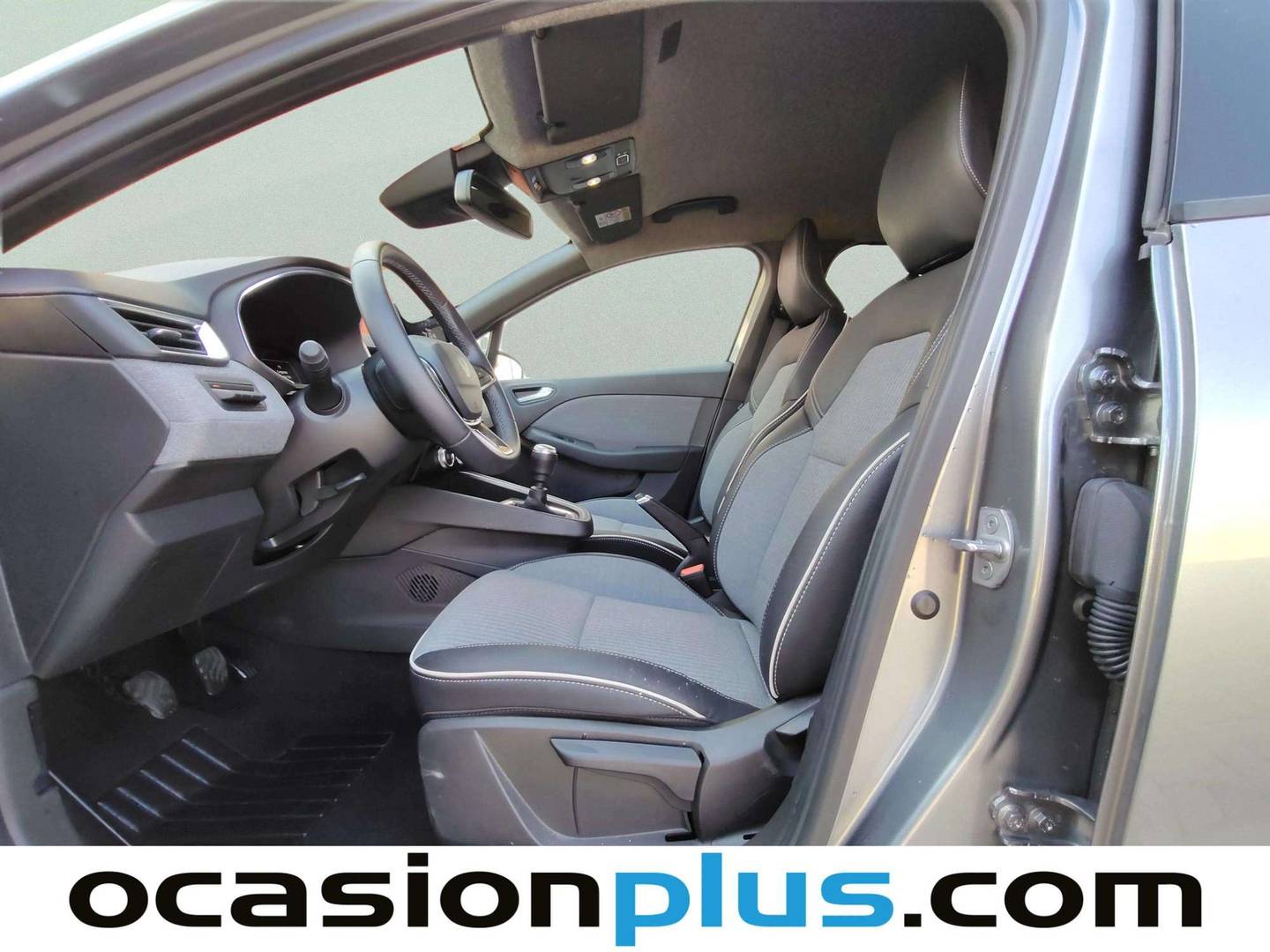 Foto asientos delanteros Renault Clio Renault Clio Techno TCe (90 CV)