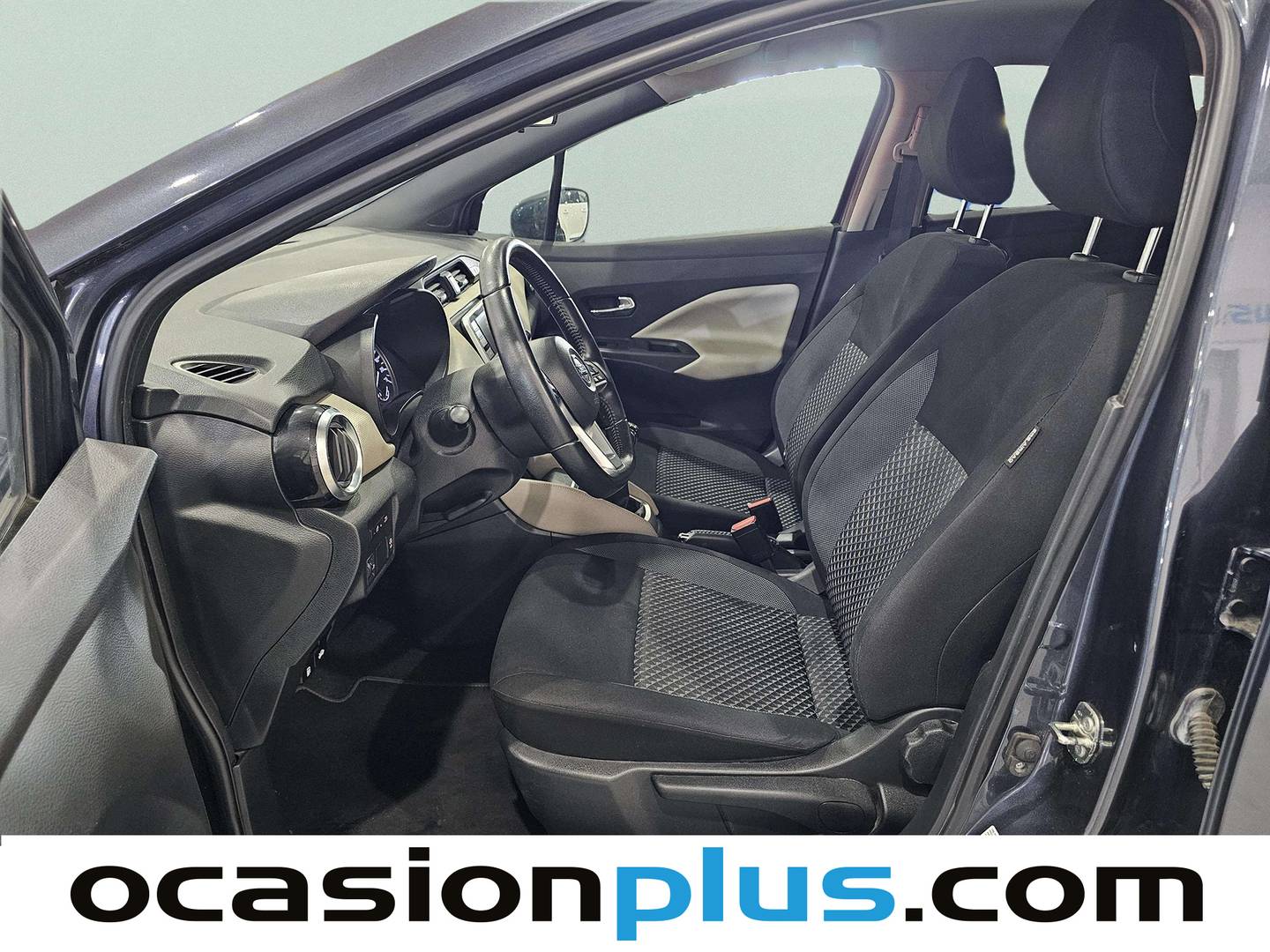 Foto asientos delanteros Nissan Micra Nissan Micra DIG-T 117 Acenta (117 CV)