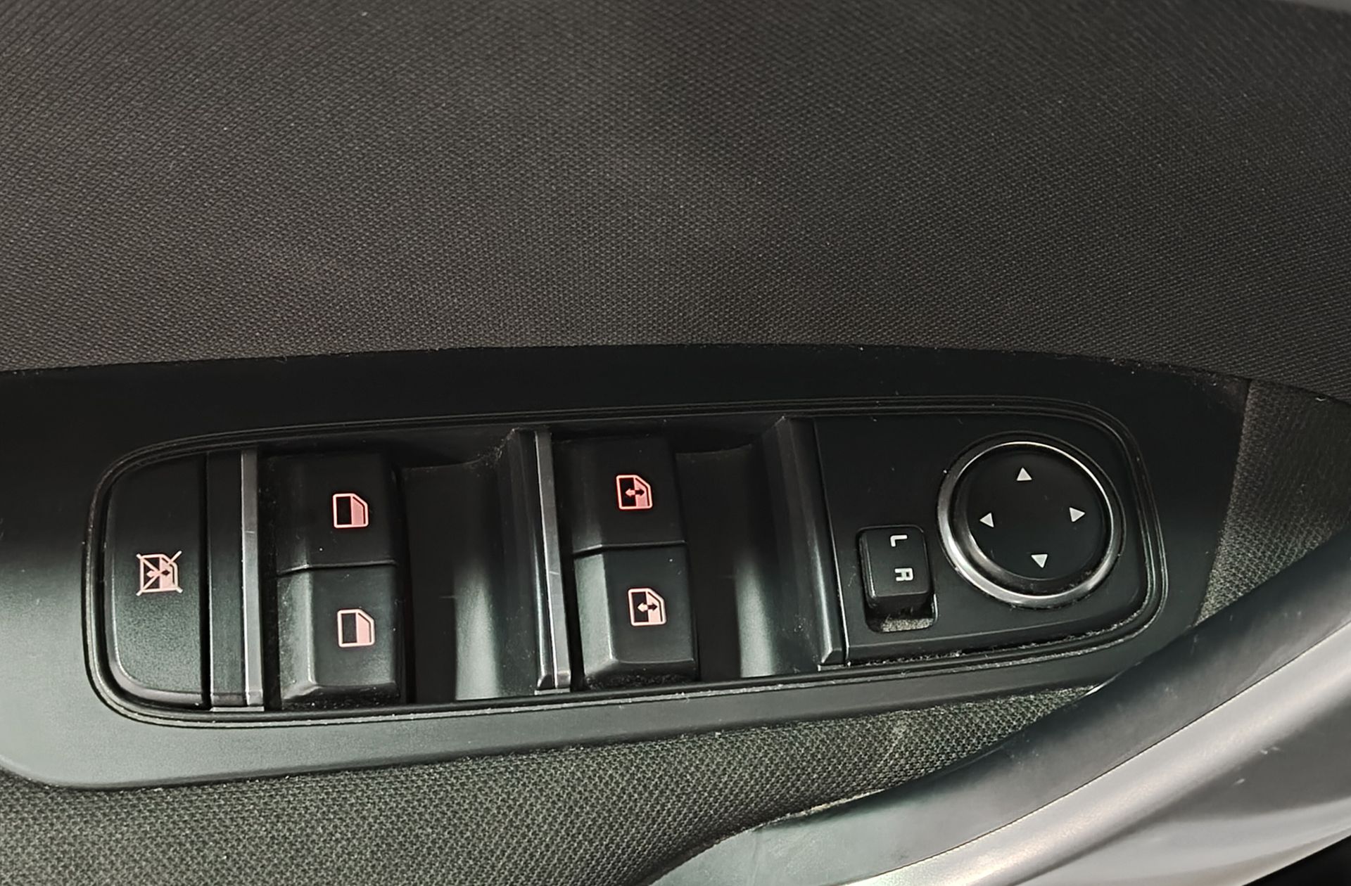 Kia Ceed 1.6 MHEV iMT Drive - foto 33