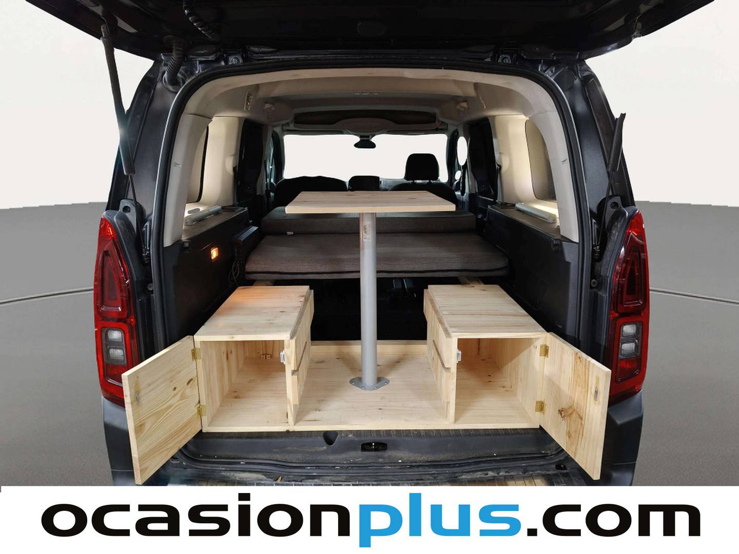 Citroën Berlingo Citroën Berlingo BlueHDi 130 S&S Talla XL Shine (130 CV) Camparizada de ocasión