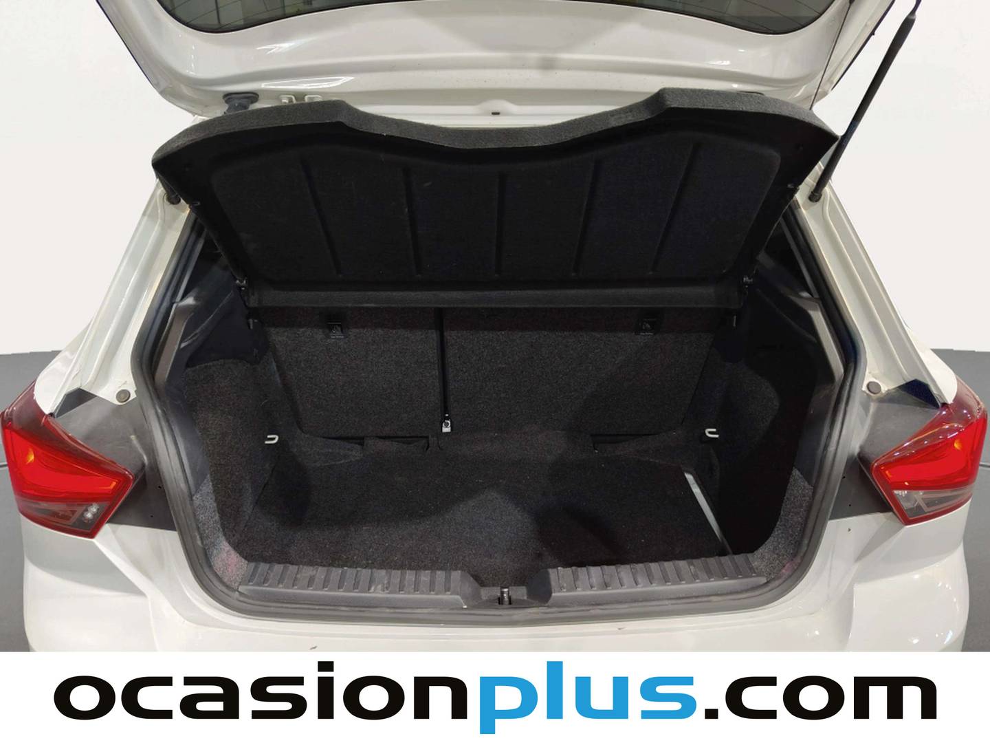 Fotos maletero Seat Ibiza Seat Ibiza 1.6 TDI S&S Xcellence Plus (115 CV)